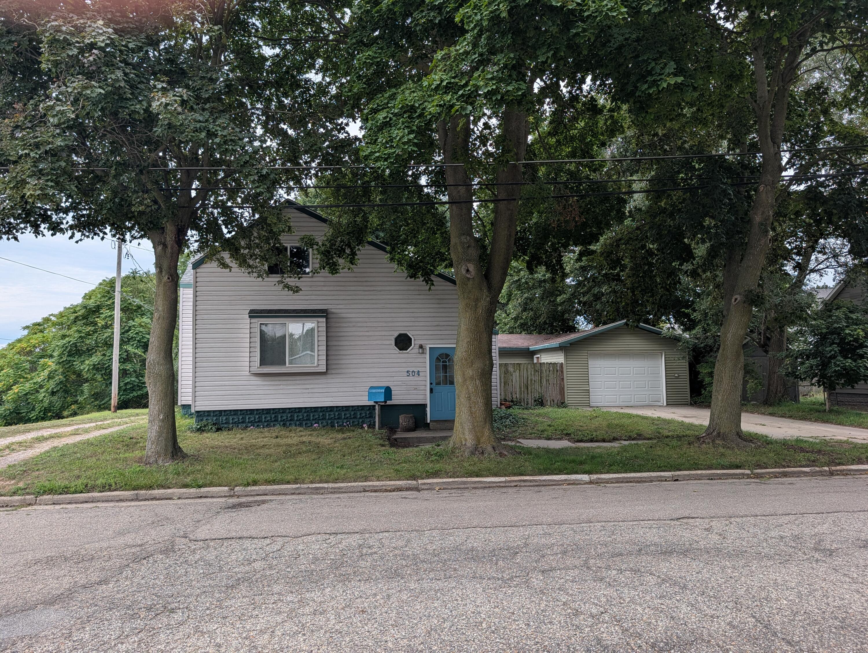 504 Adams Street Ludington MI 49431