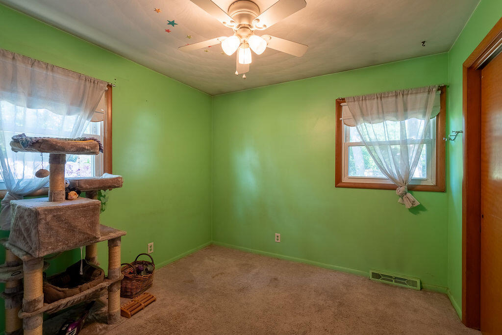 2535 Powers Avenue NW Grand Rapids MI 49544