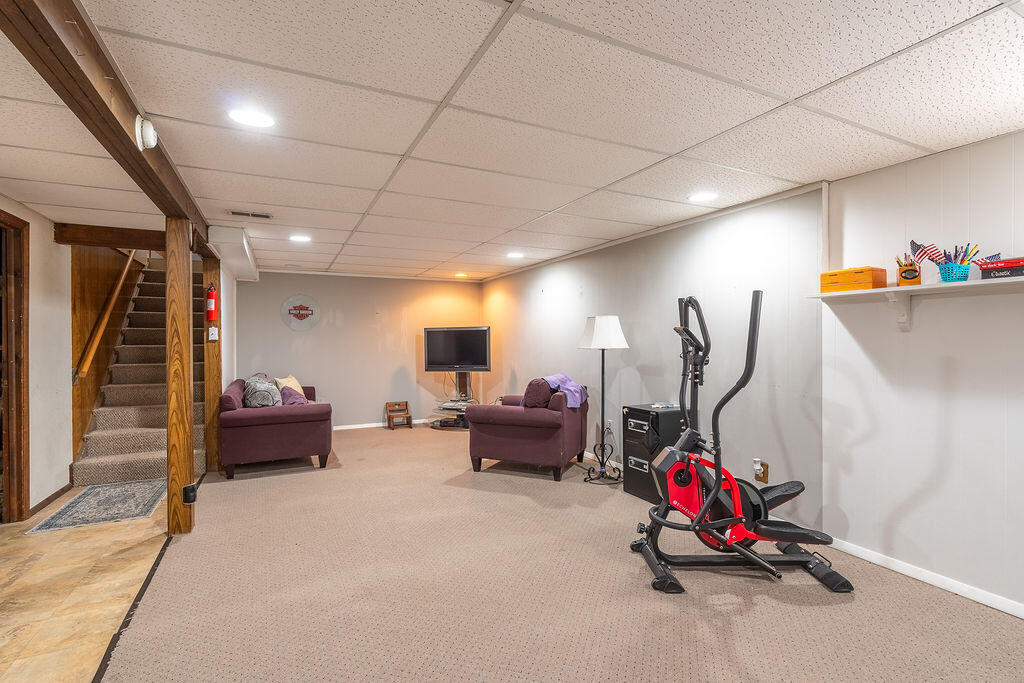 2535 Powers Avenue NW Grand Rapids MI 49544