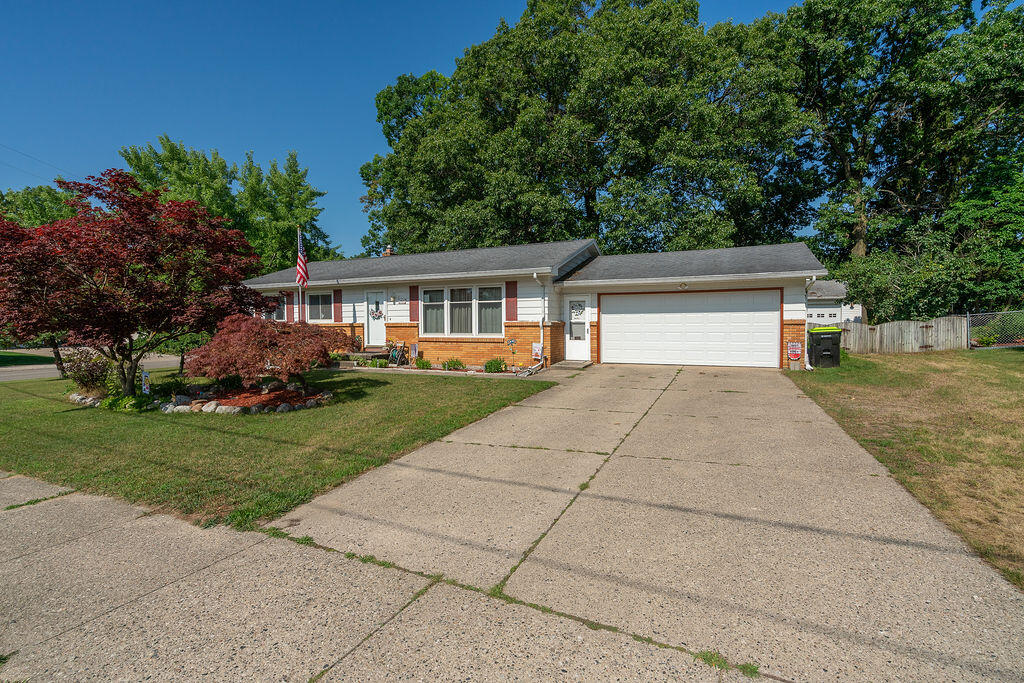 2535 Powers Avenue NW Grand Rapids MI 49544