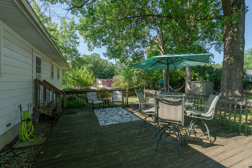 2535 Powers Avenue NW Grand Rapids MI 49544