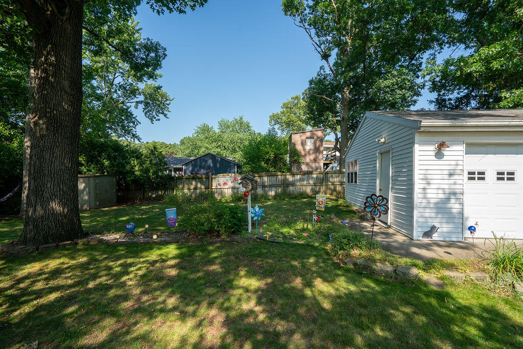 2535 Powers Avenue NW Grand Rapids MI 49544