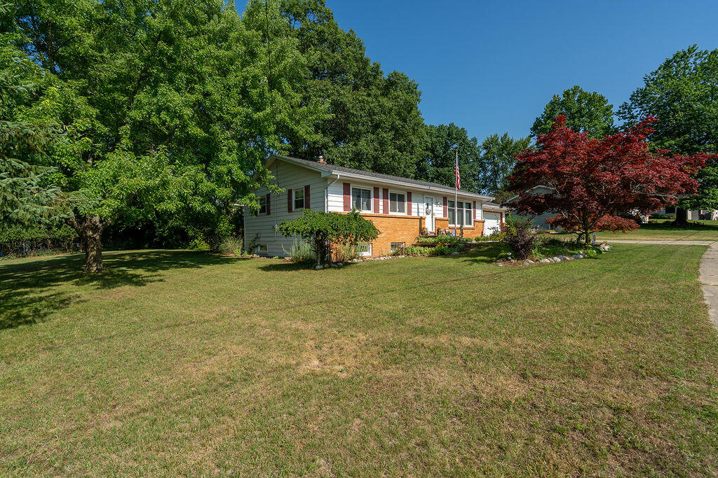 2535 Powers Avenue NW Grand Rapids MI 49544