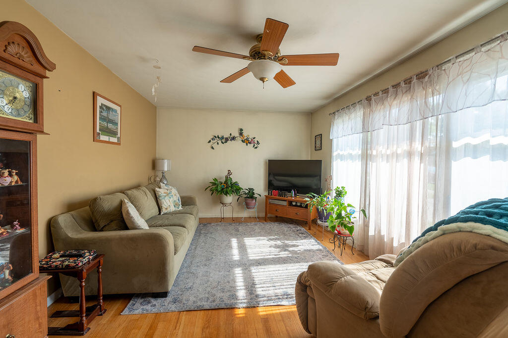 2535 Powers Avenue NW Grand Rapids MI 49544