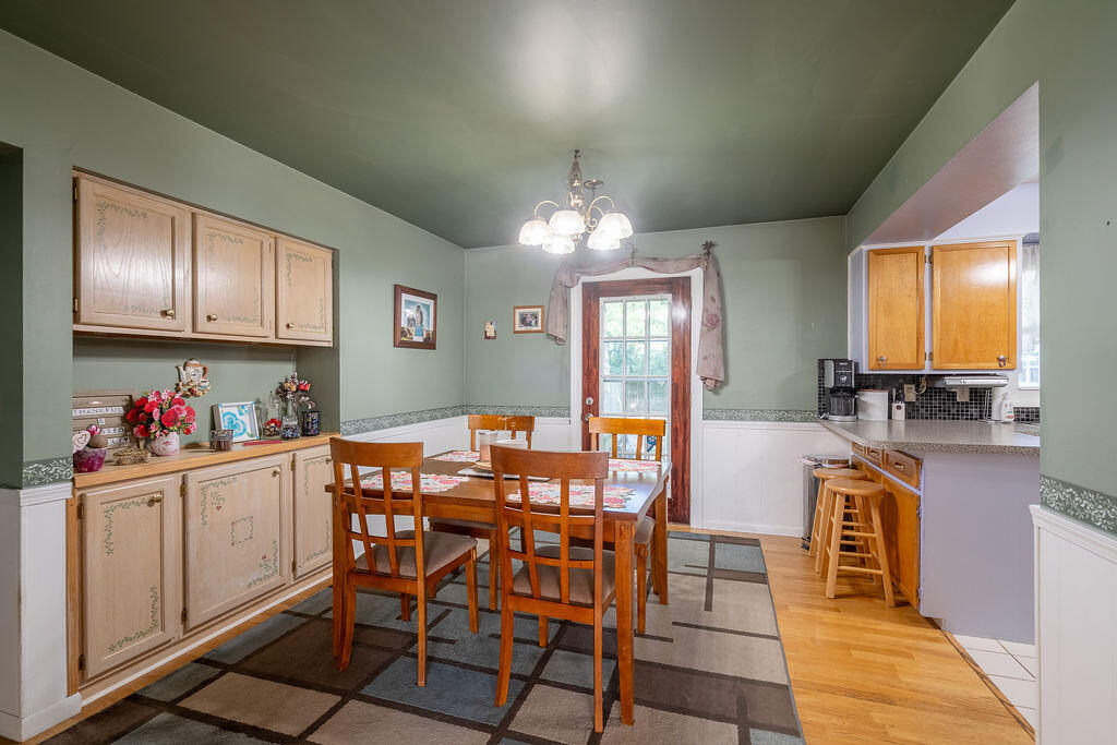 2535 Powers Avenue NW Grand Rapids MI 49544