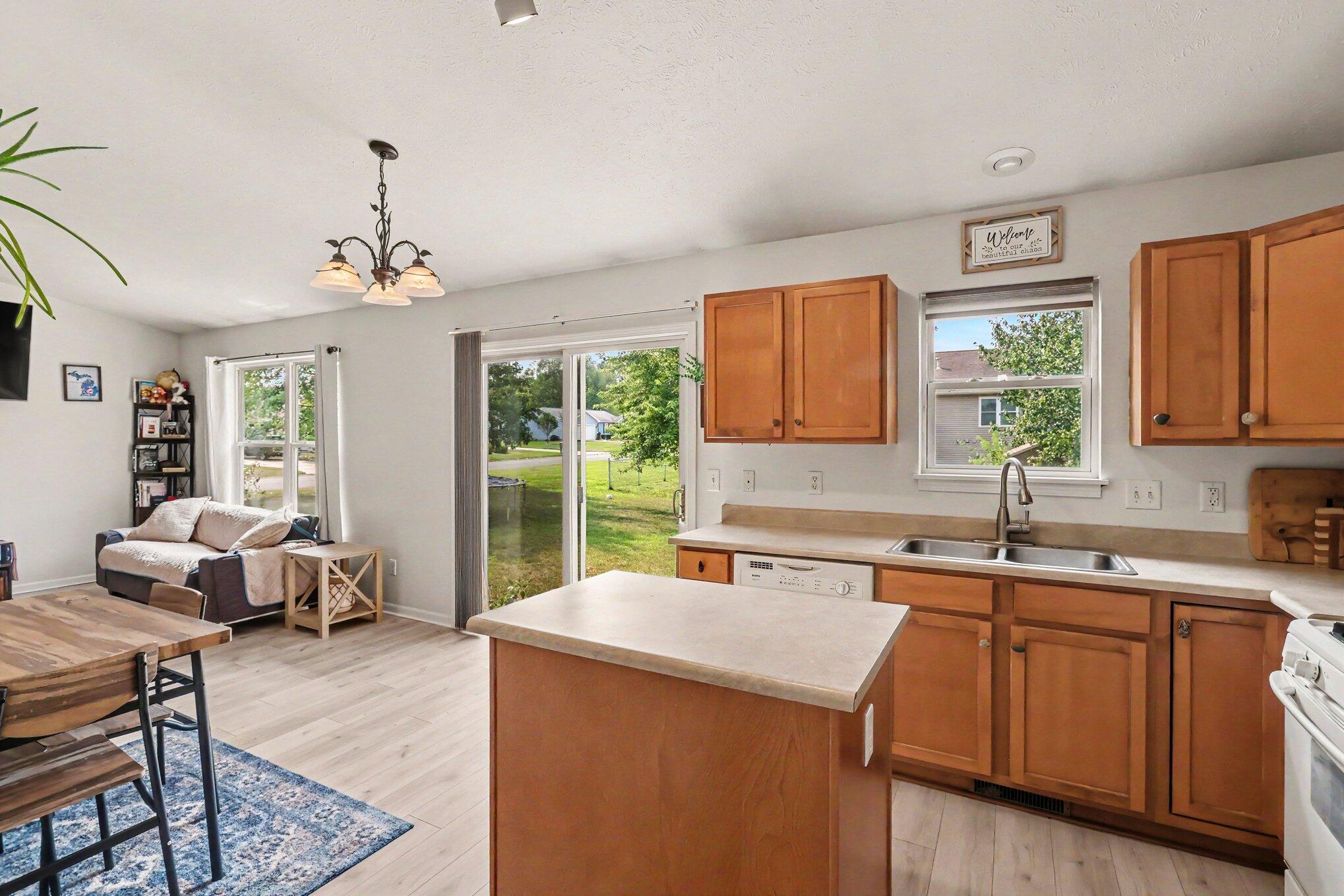 3006 Arctic Avenue Kalamazoo MI 49004