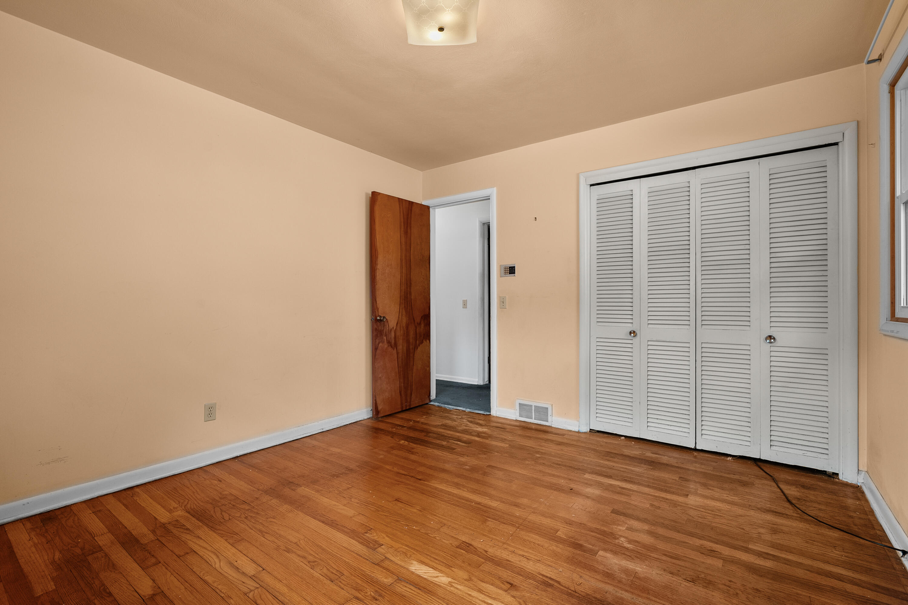 115 Cherry Hill Street Kalamazoo MI 49006