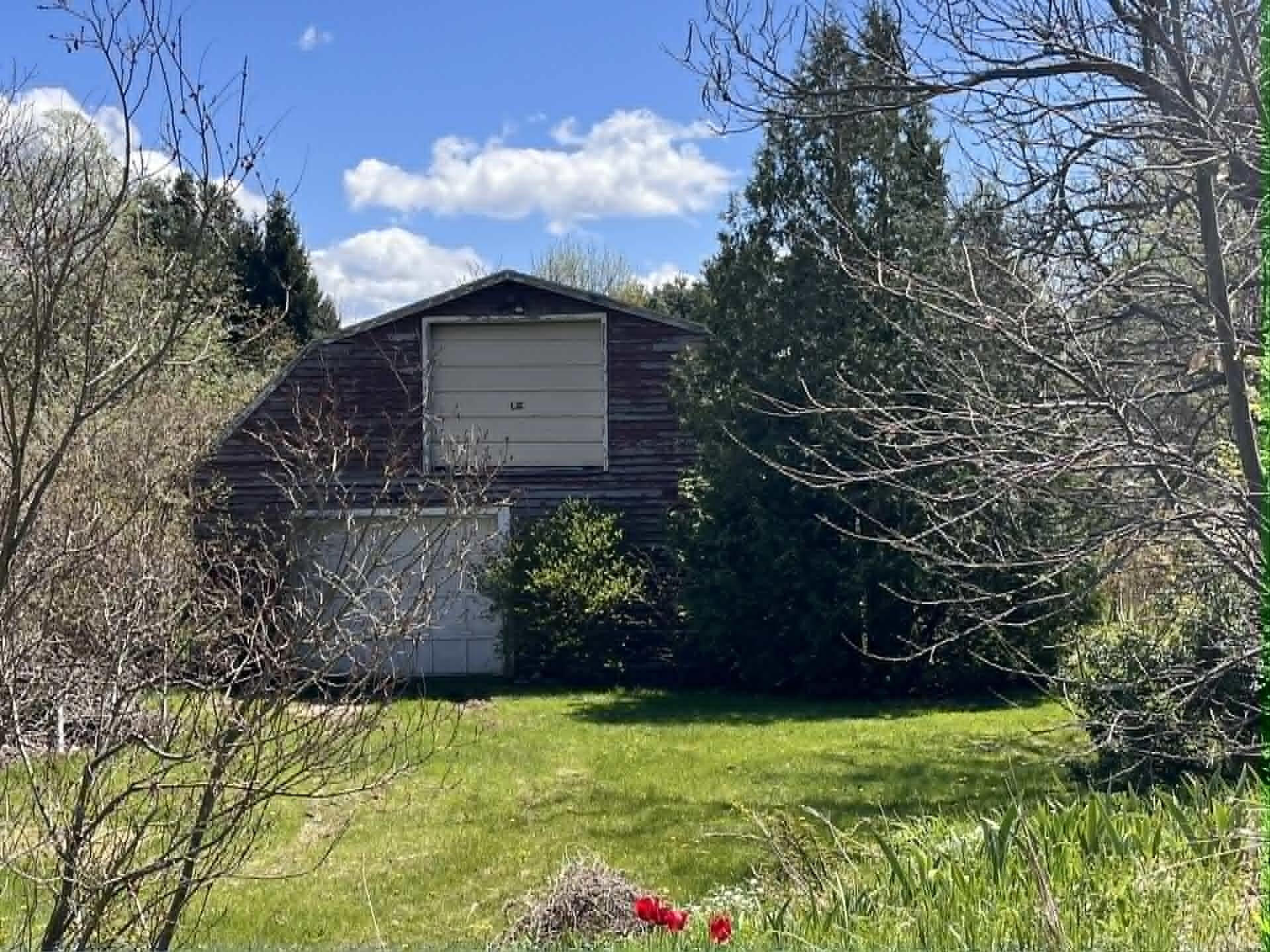 2619 E Bard Road Muskegon MI 49445