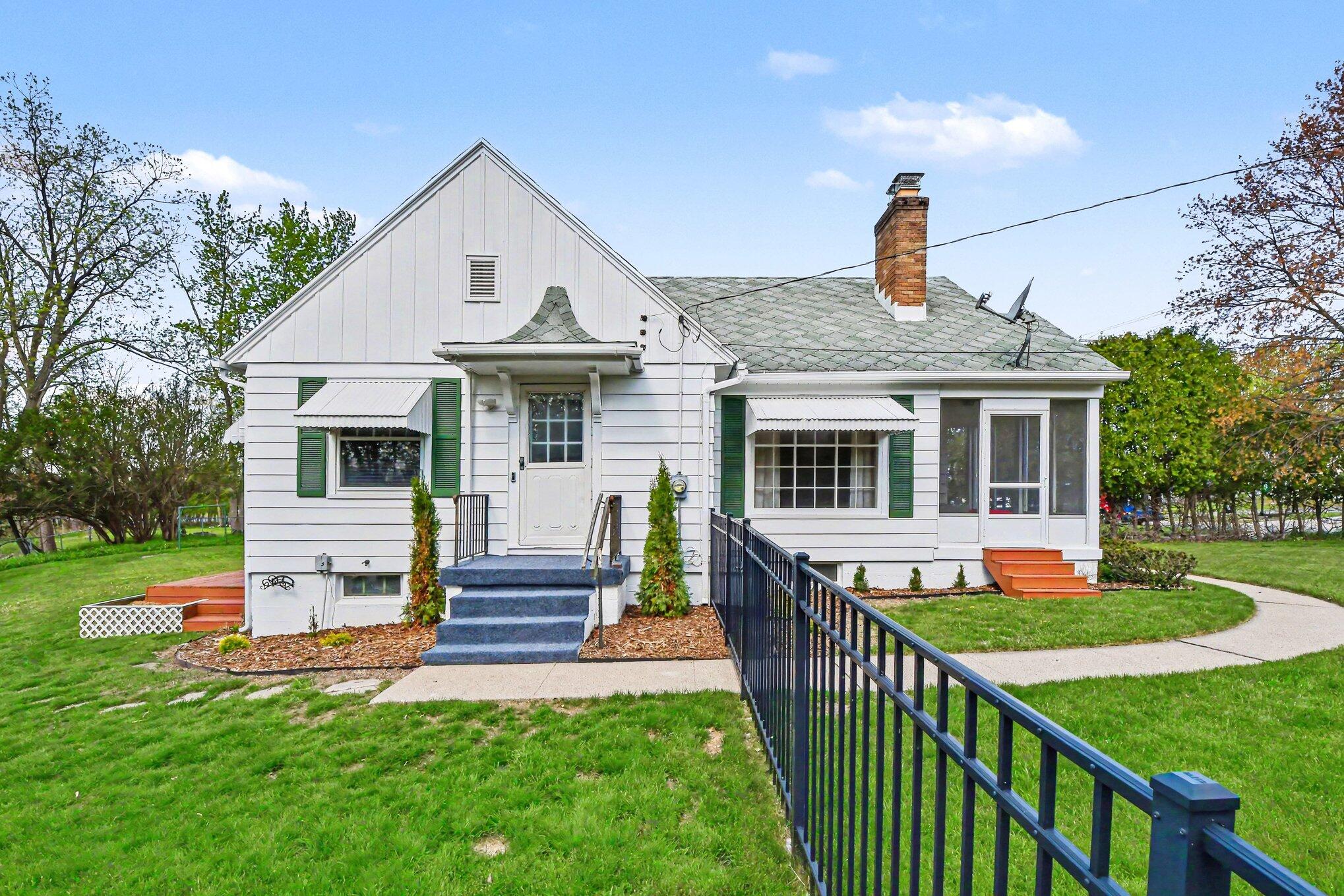 2500 32nd Street SE Grand Rapids MI 49512