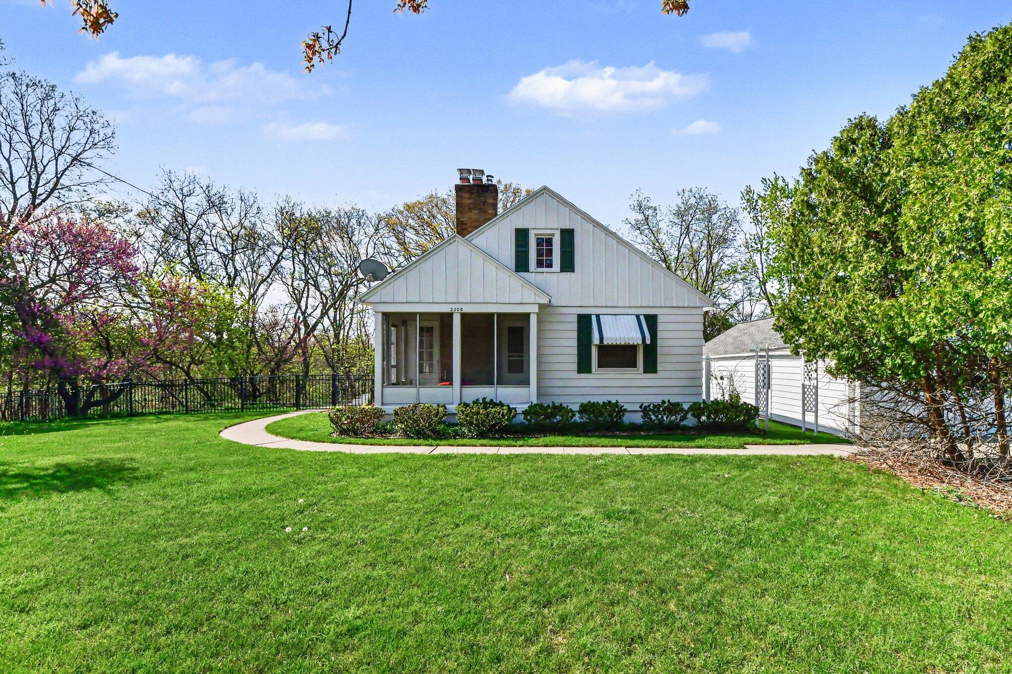 2500 32nd Street SE Grand Rapids MI 49512