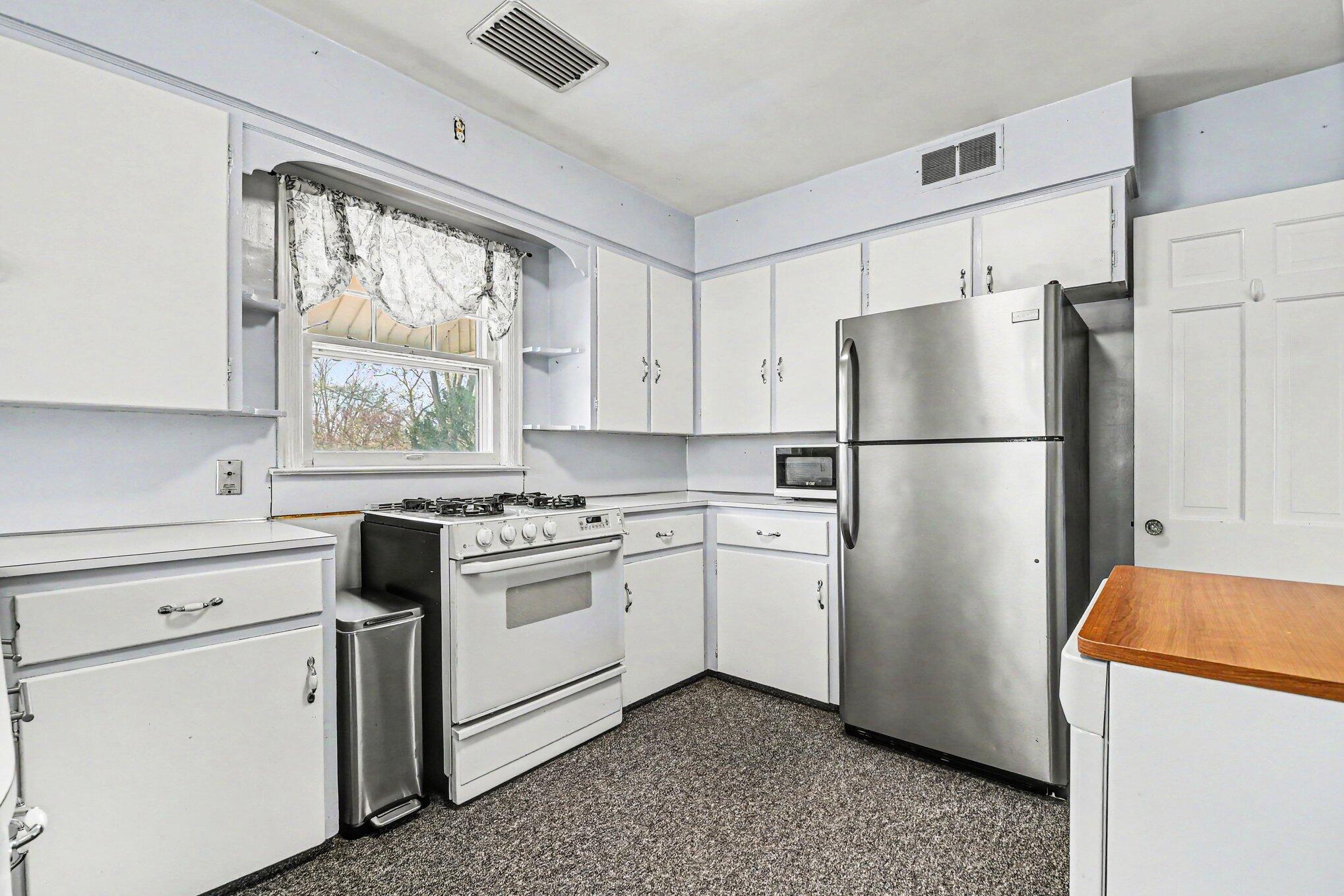 2500 32nd Street SE Grand Rapids MI 49512
