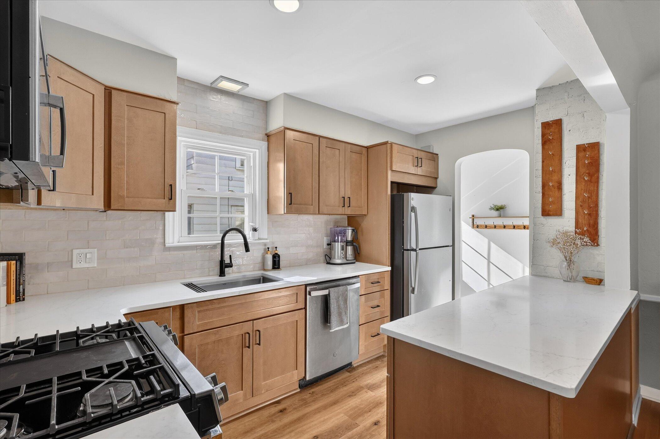 2340 College Avenue SE Grand Rapids MI 49507