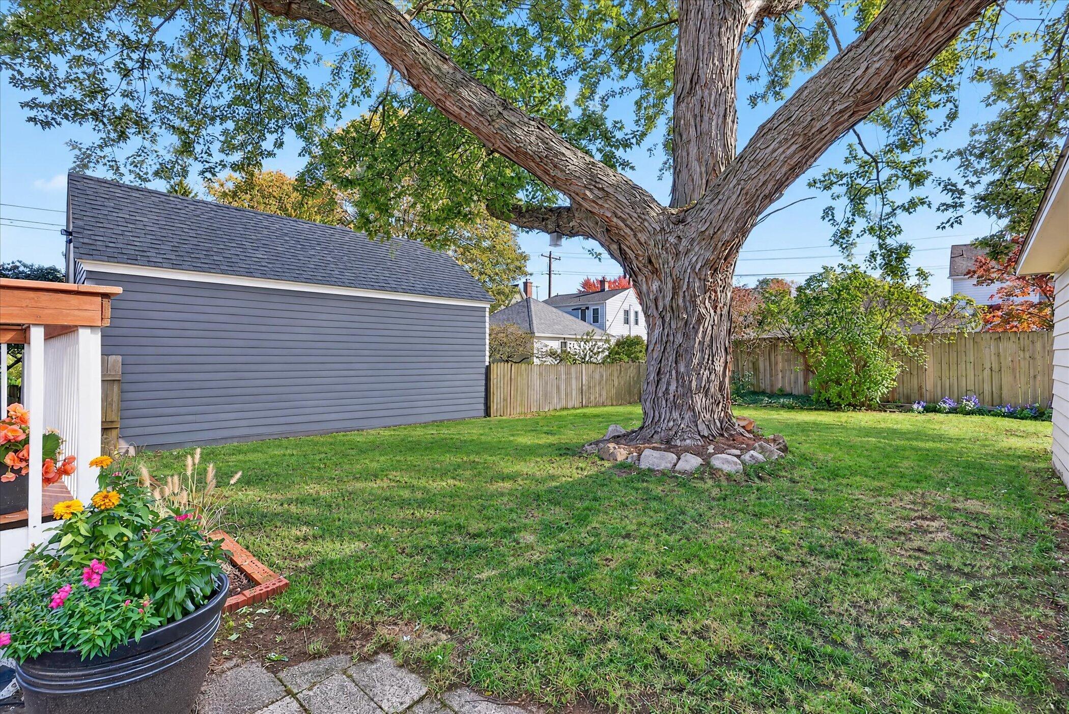 2340 College Avenue SE Grand Rapids MI 49507