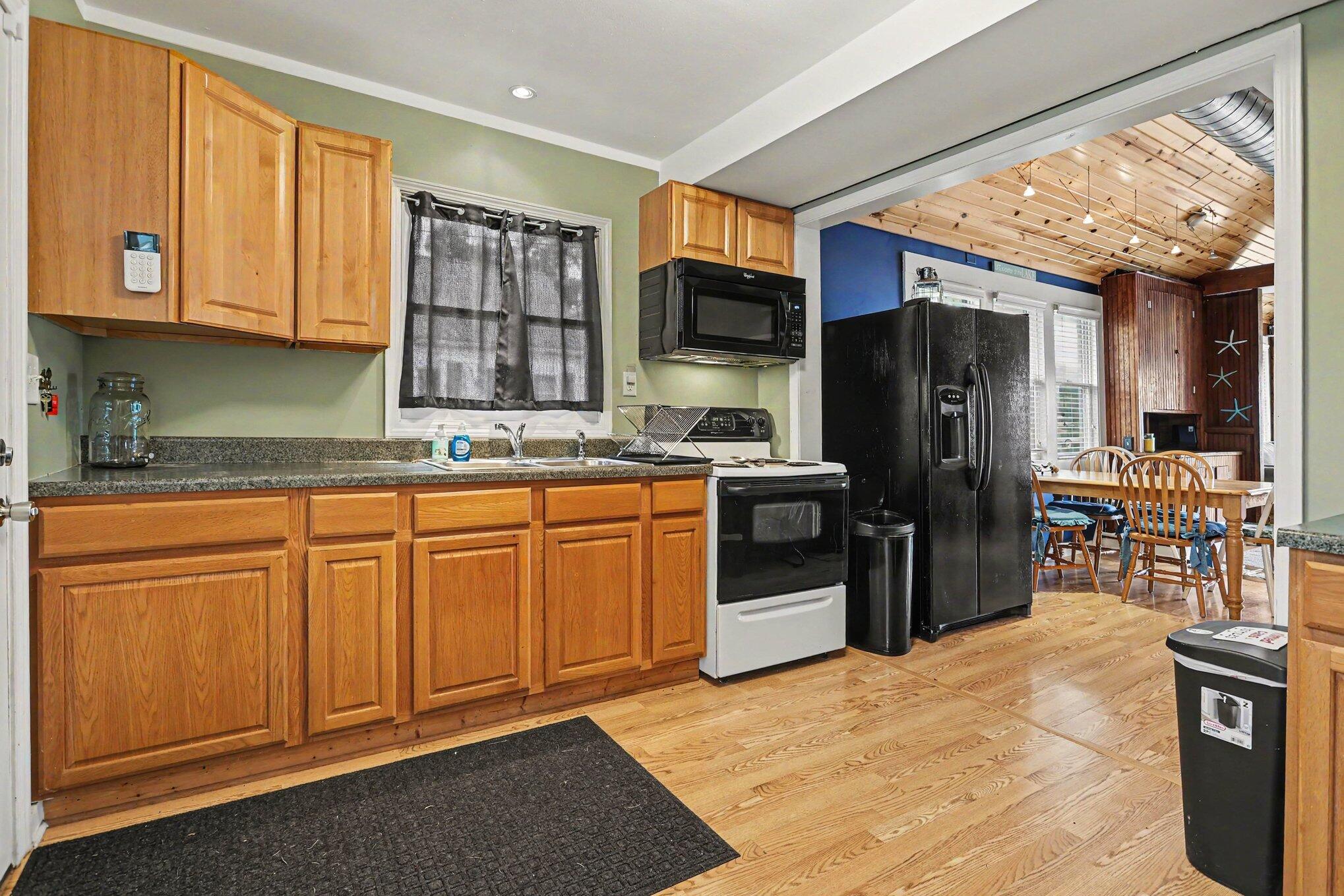 24937 Twin Shore Drive Dowagiac MI 49047