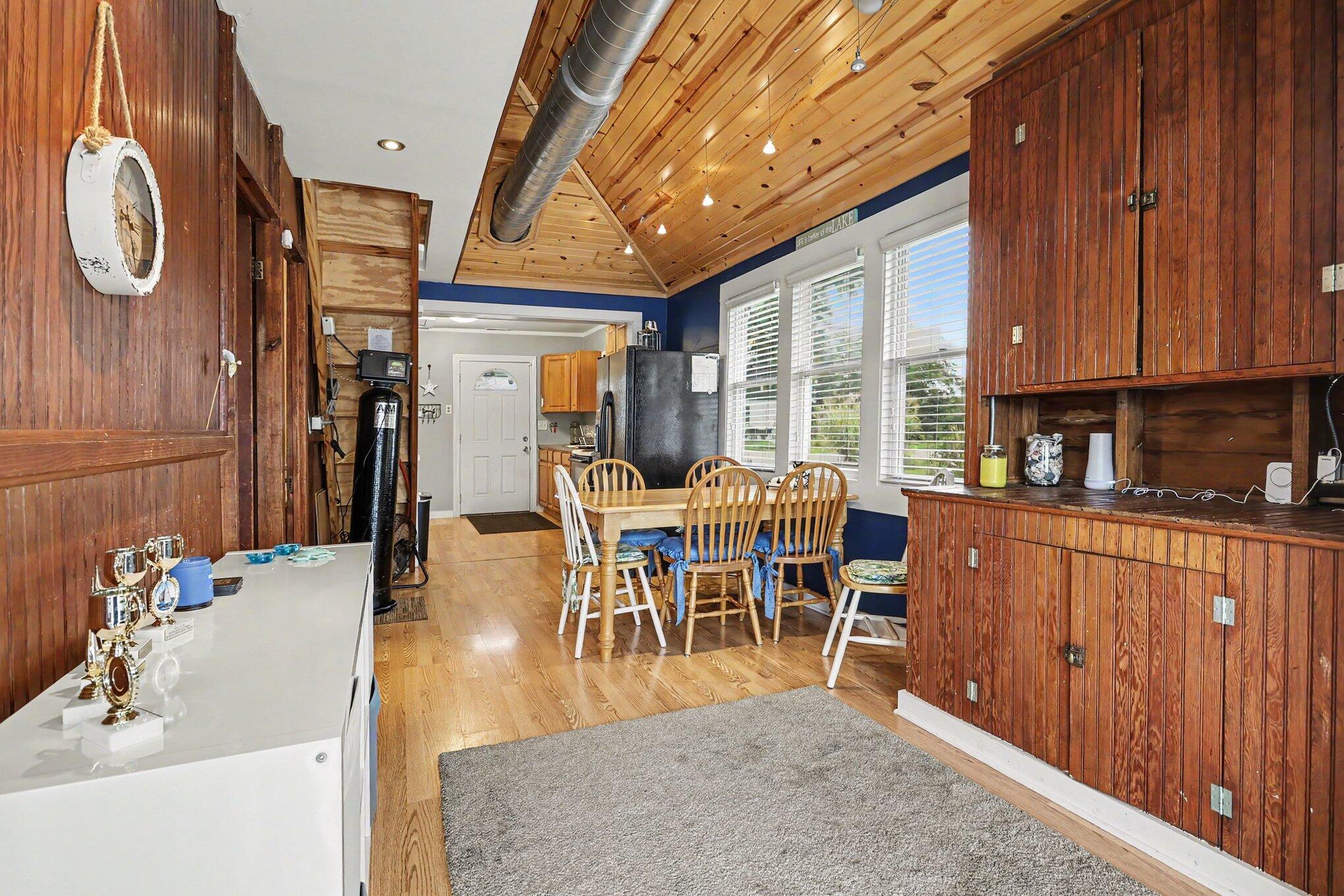 24937 Twin Shore Drive Dowagiac MI 49047