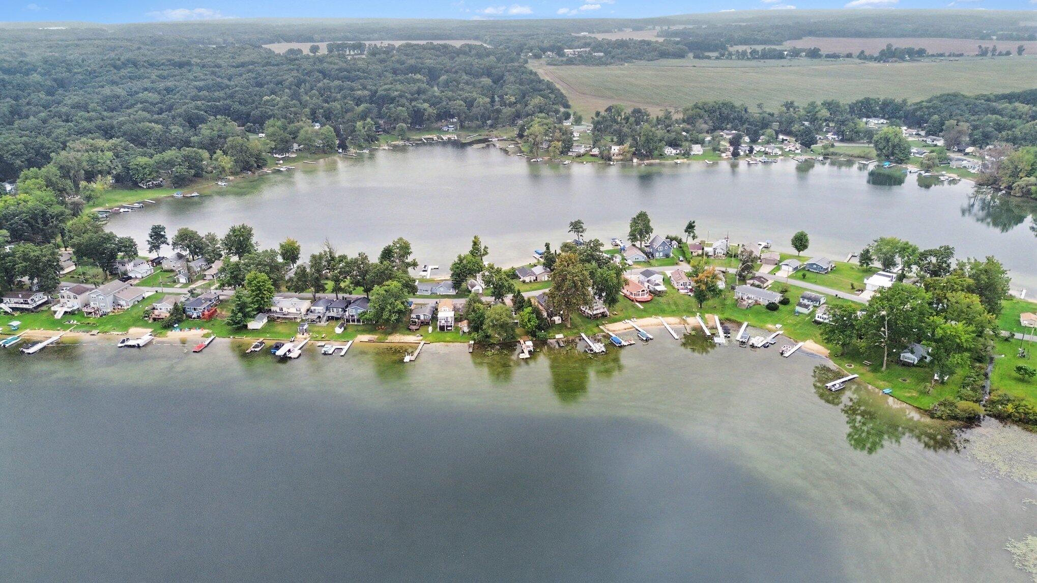 24937 Twin Shore Drive Dowagiac MI 49047