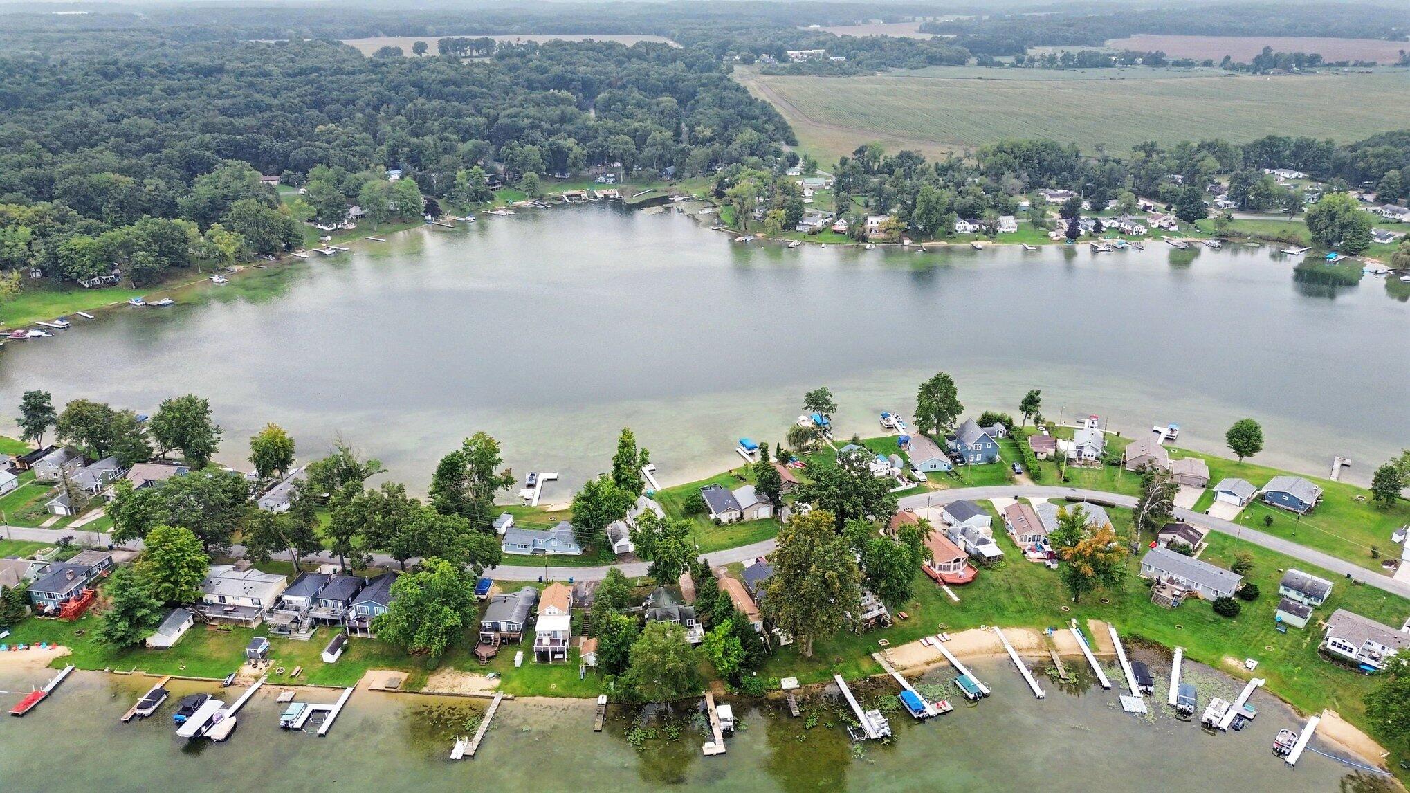 24937 Twin Shore Drive Dowagiac MI 49047