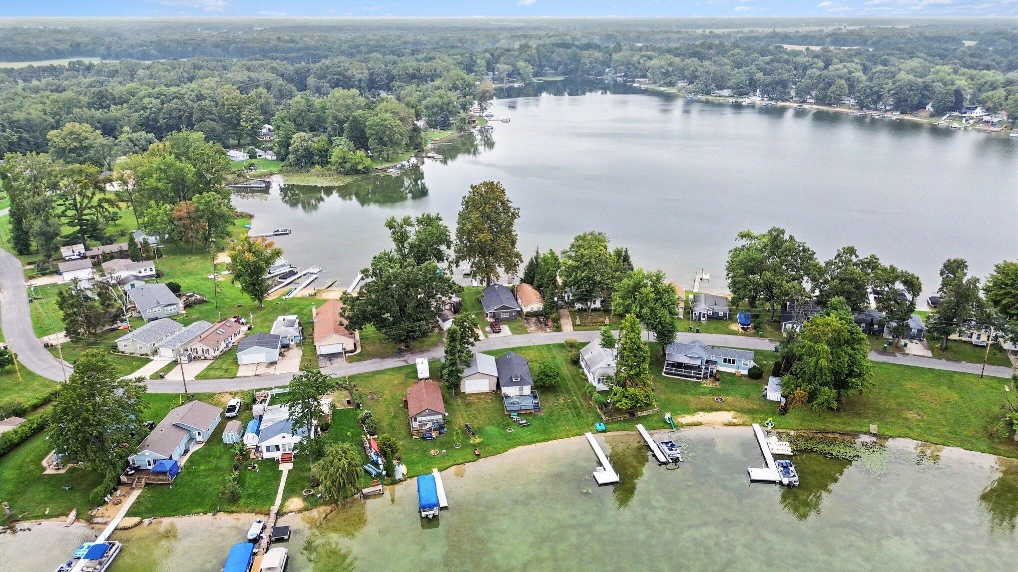 24937 Twin Shore Drive Dowagiac MI 49047