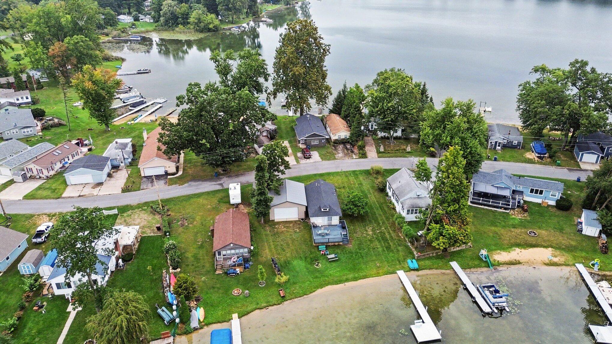 24937 Twin Shore Drive Dowagiac MI 49047