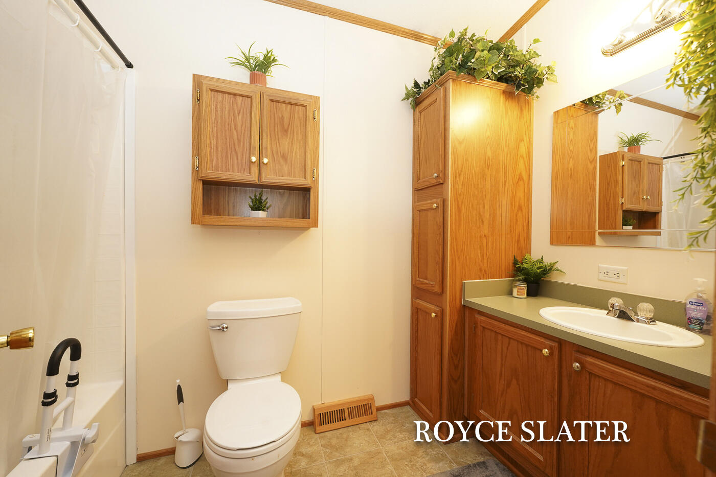 4001 E Wembley Lane Kalamazoo MI 49009