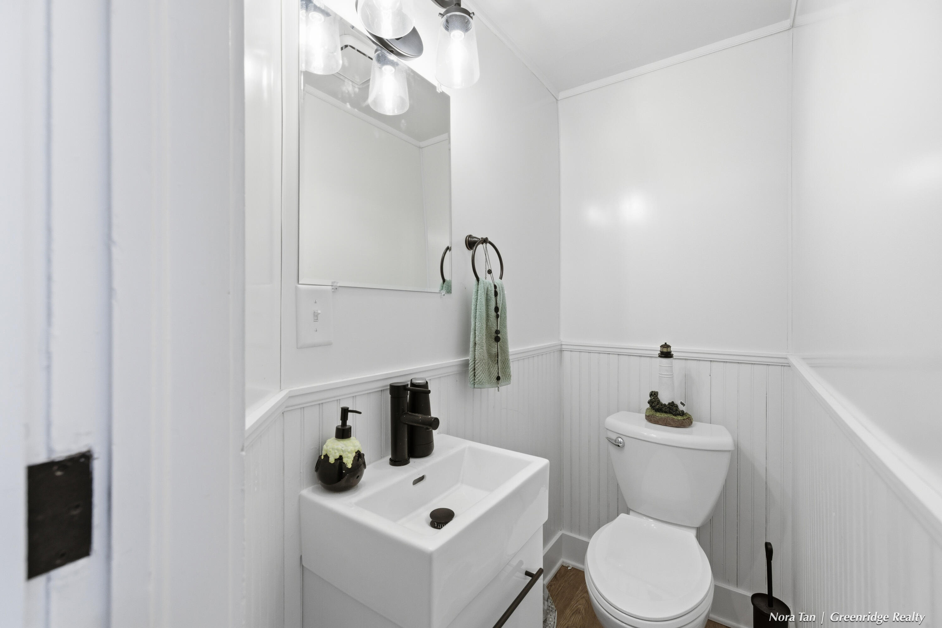 616 Rosewood Avenue SE East Grand Rapids MI 49506