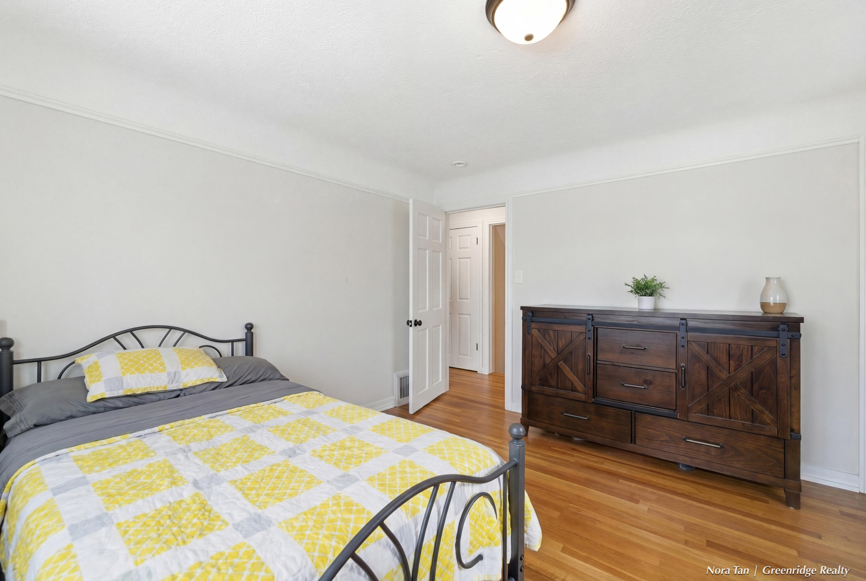 616 Rosewood Avenue SE East Grand Rapids MI 49506