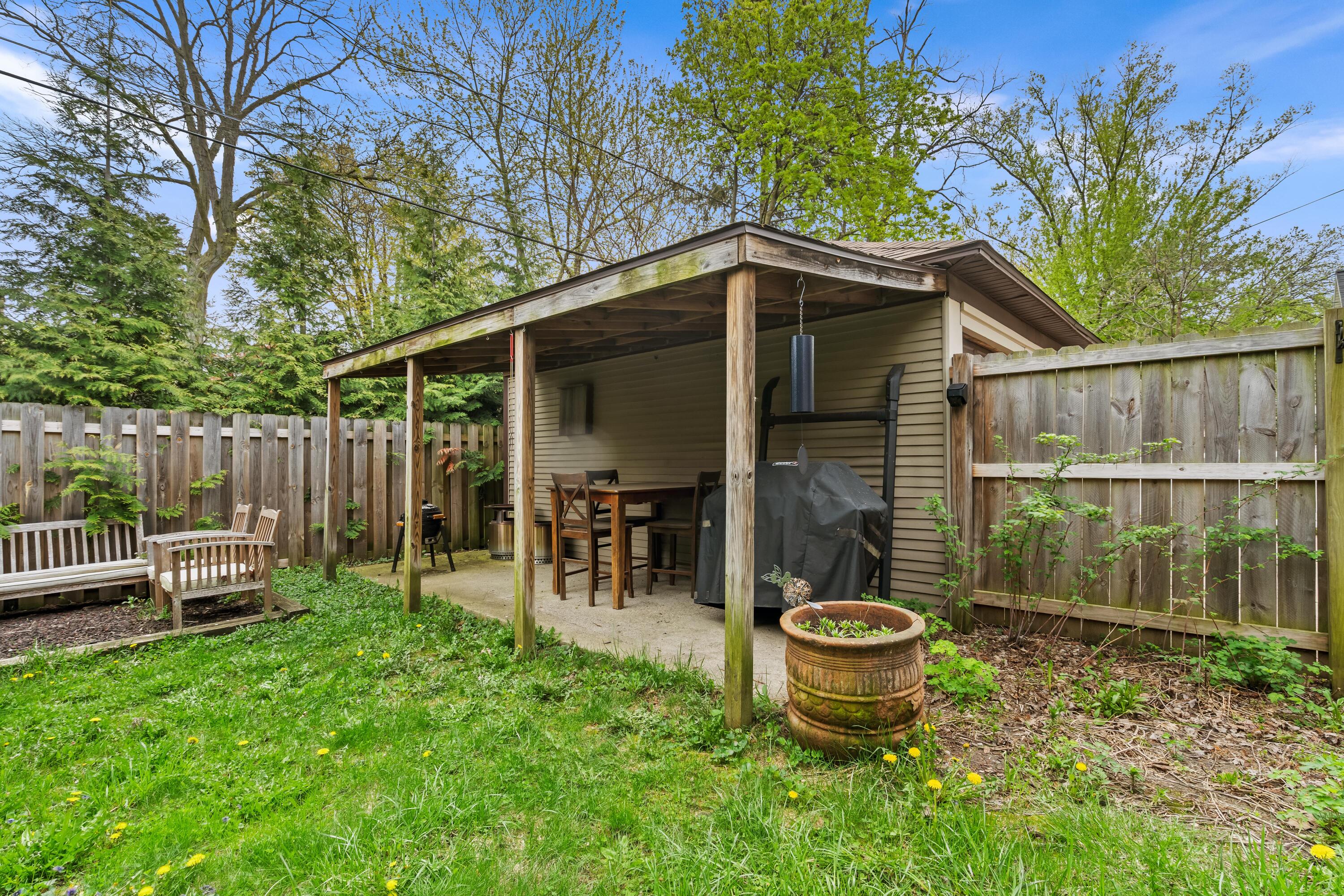 616 Rosewood Avenue SE East Grand Rapids MI 49506