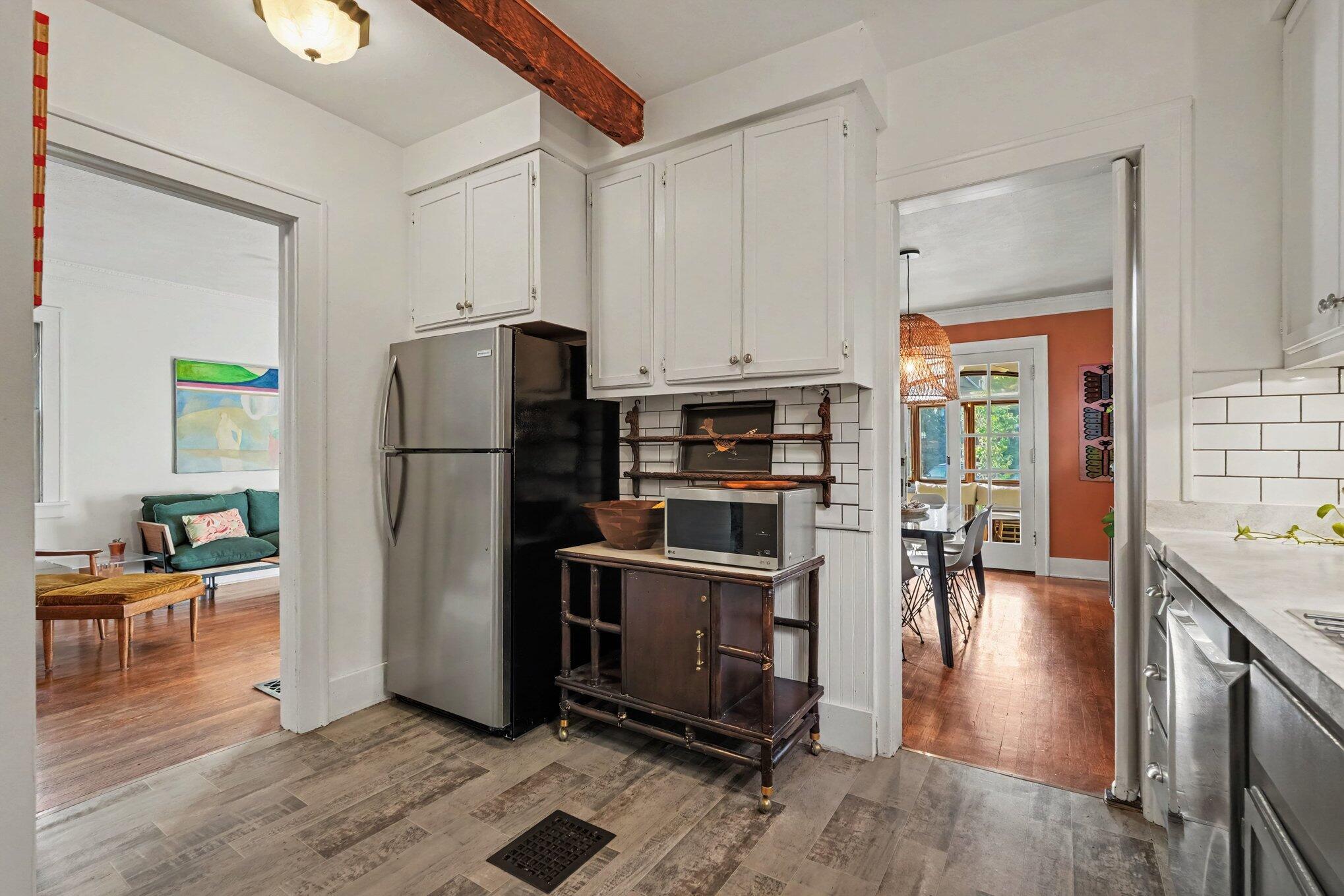 1653 Wealthy Street SE East Grand Rapids MI 49506