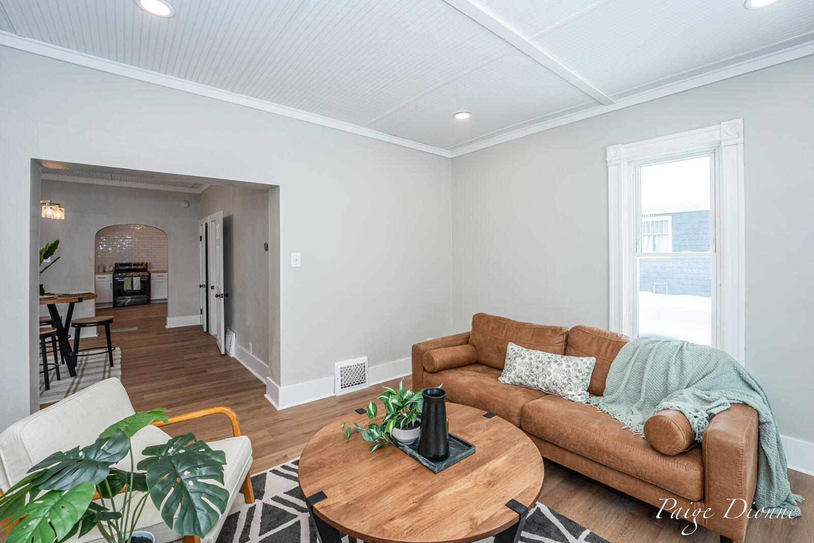 32 W Main Avenue Zeeland MI 49464