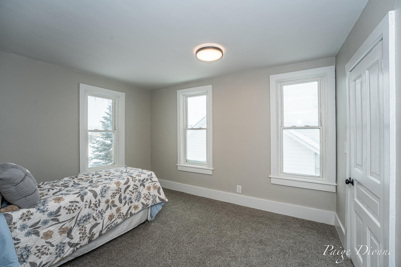 32 W Main Avenue Zeeland MI 49464