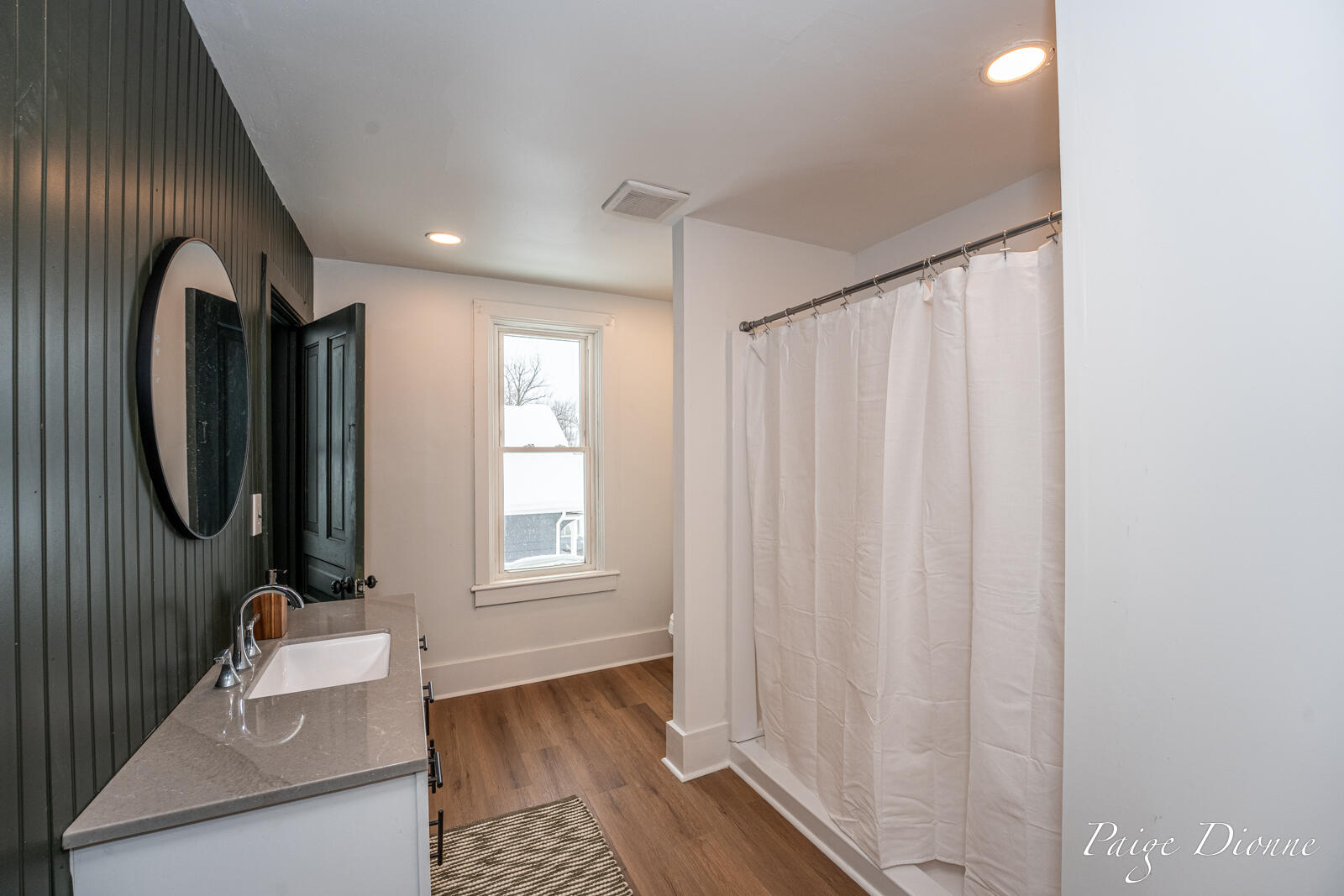 32 W Main Avenue Zeeland MI 49464