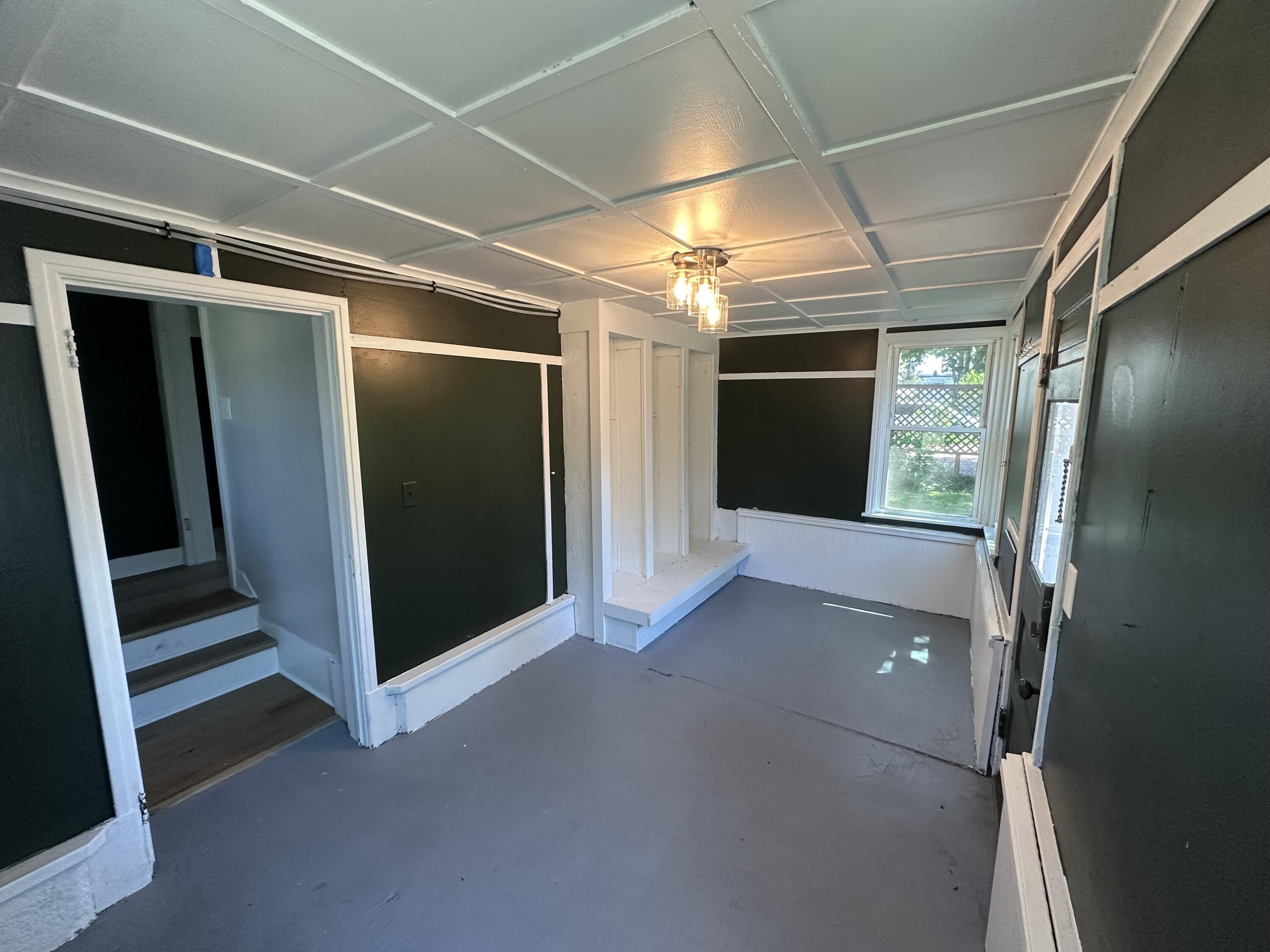 32 W Main Avenue Zeeland MI 49464