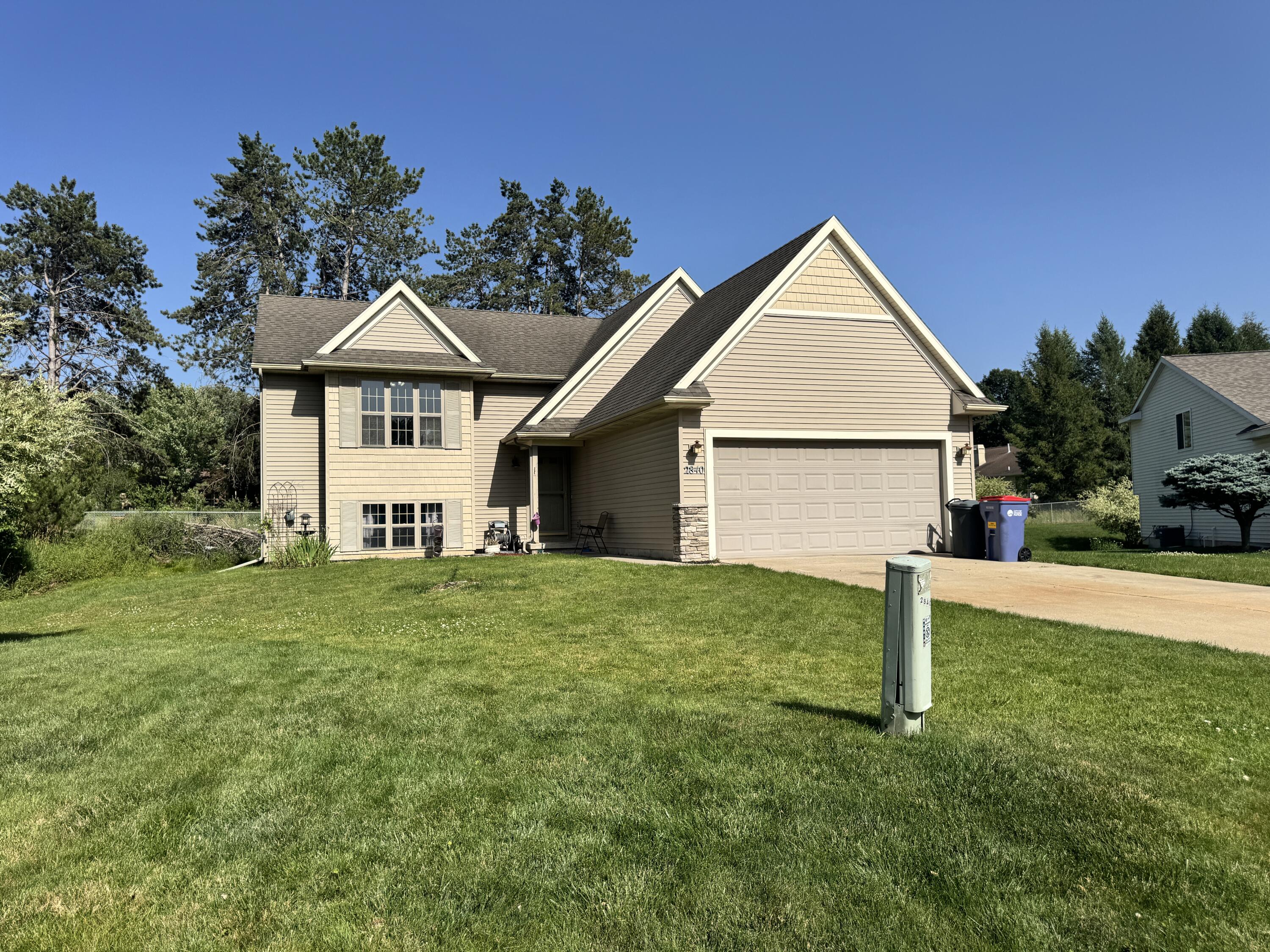 2840 Stonewood Court NW Grand Rapids MI 49504