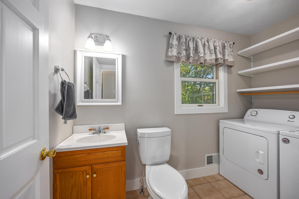 3082 Pine Lake Street Niles MI 49120
