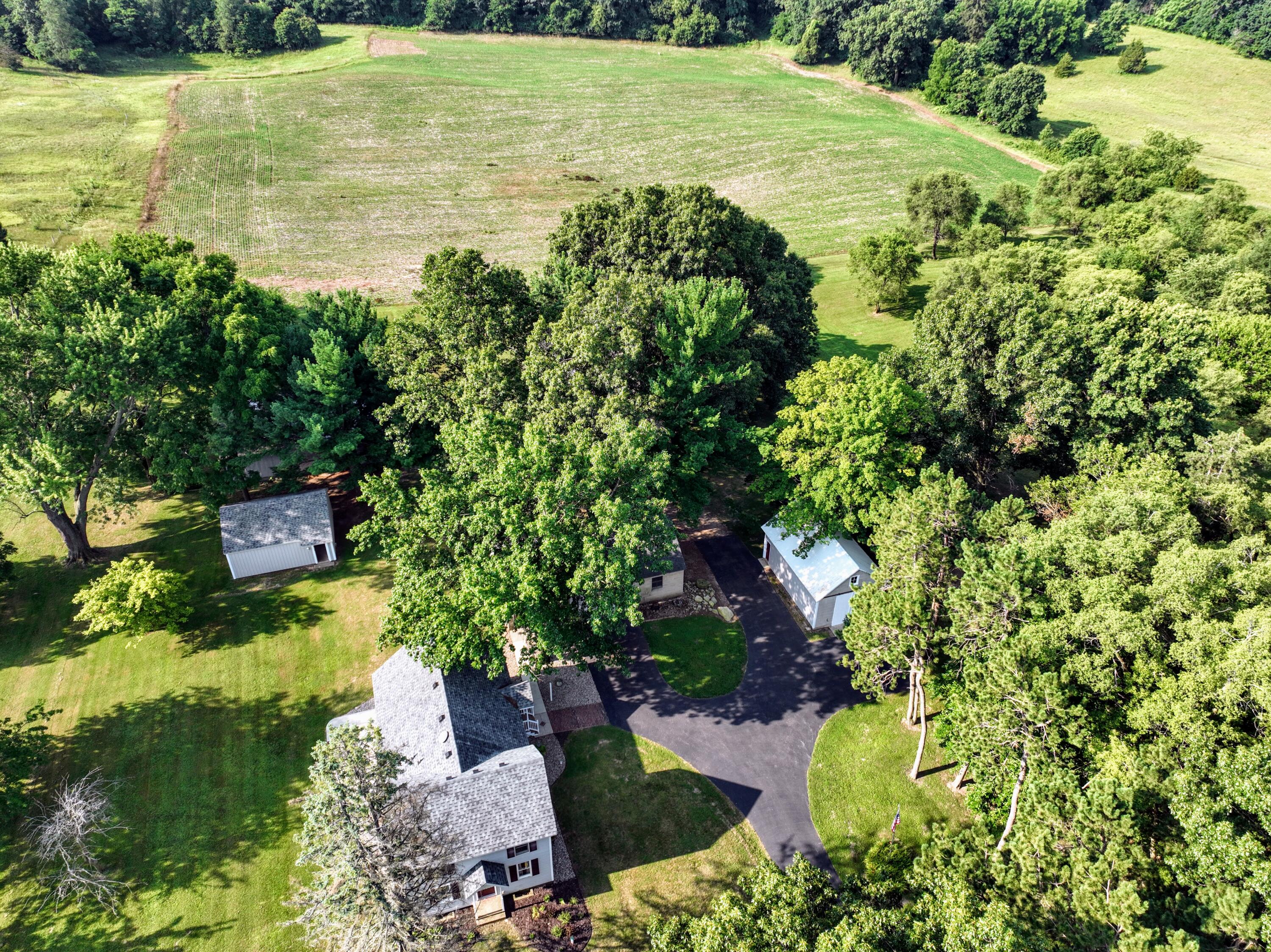 3082 Pine Lake Street Niles MI 49120