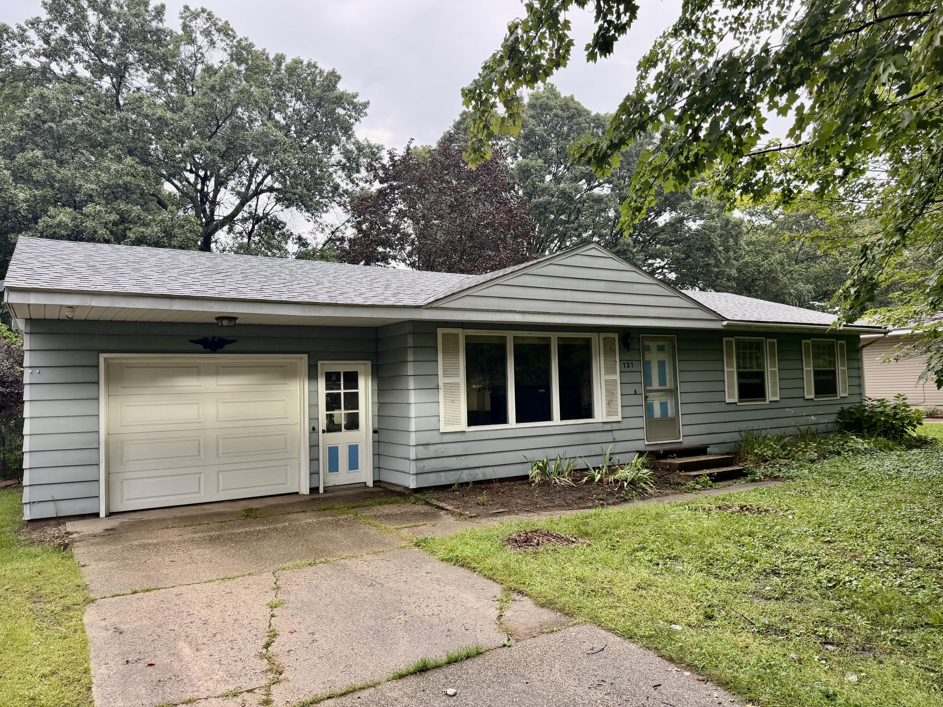 131 Dunton Avenue Holland MI 49424