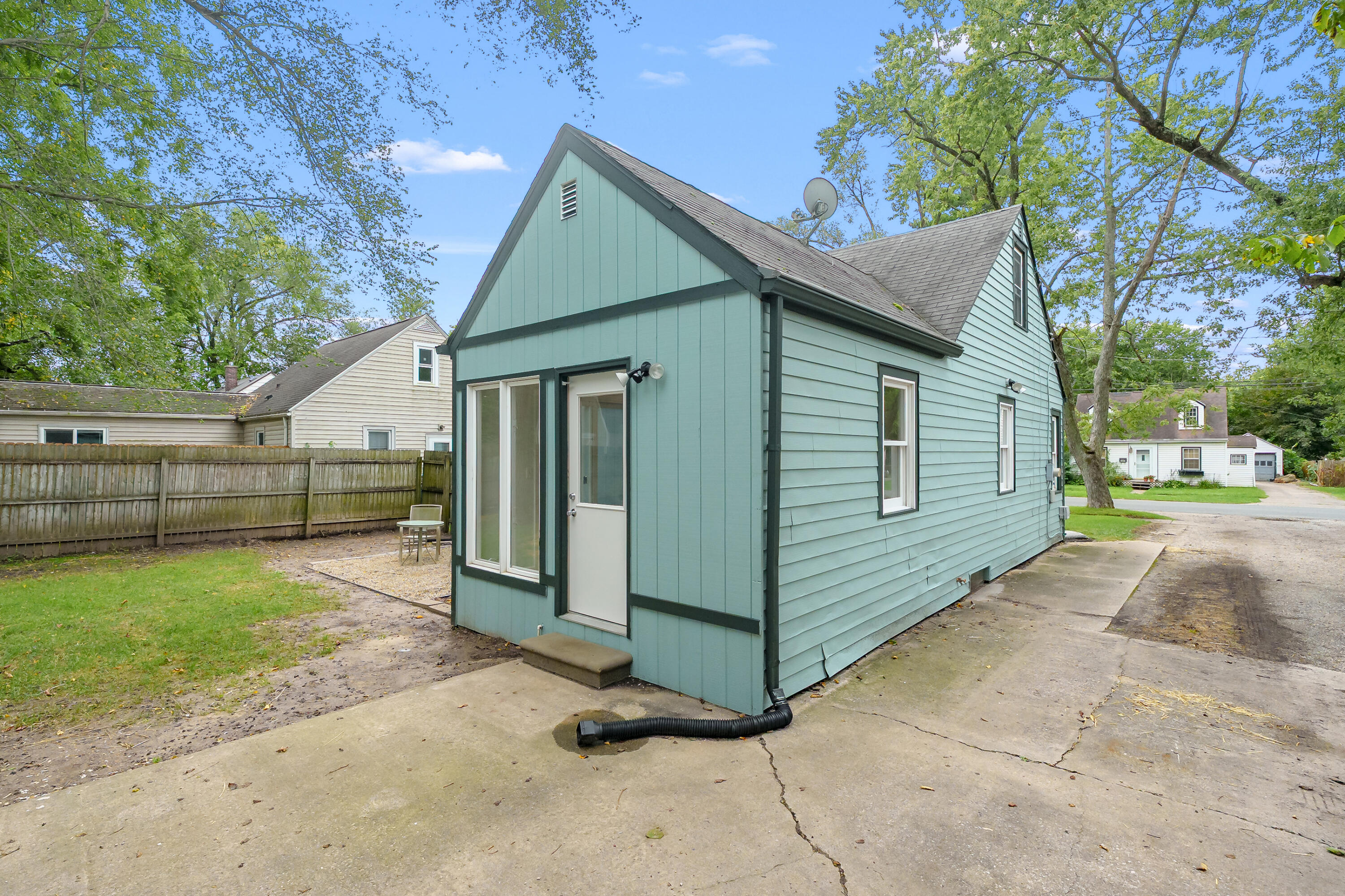 1232 Nassau Street Kalamazoo MI 49048