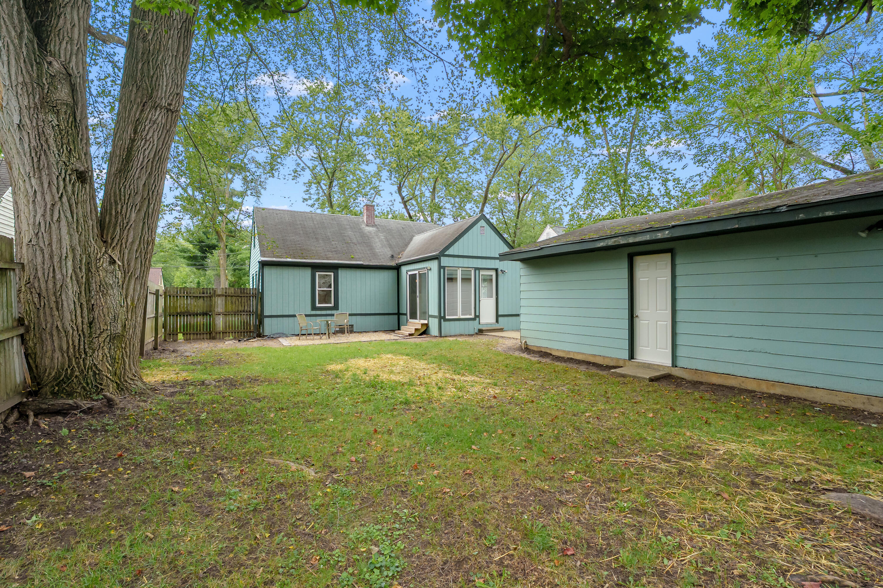 1232 Nassau Street Kalamazoo MI 49048