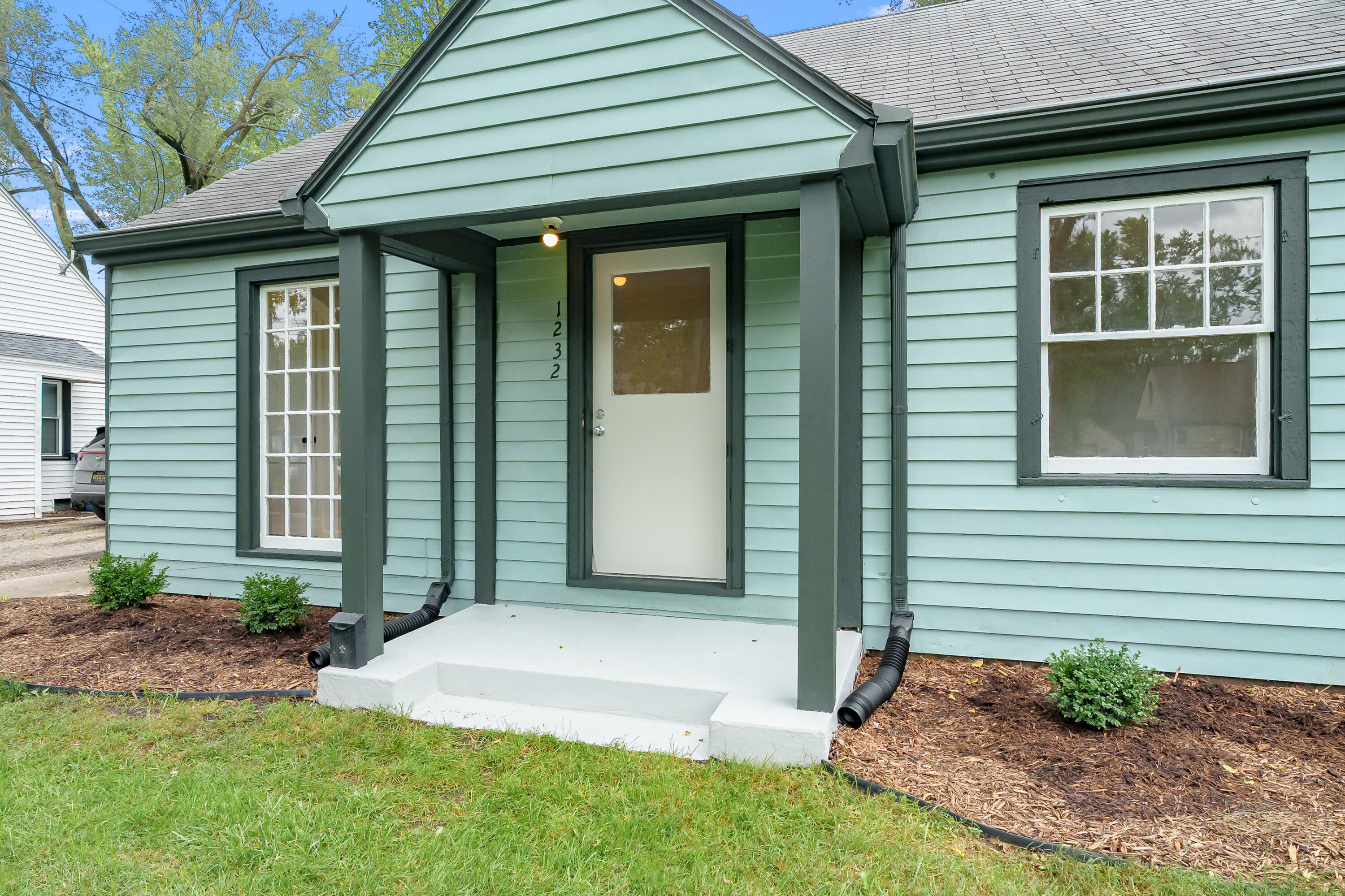 1232 Nassau Street Kalamazoo MI 49048