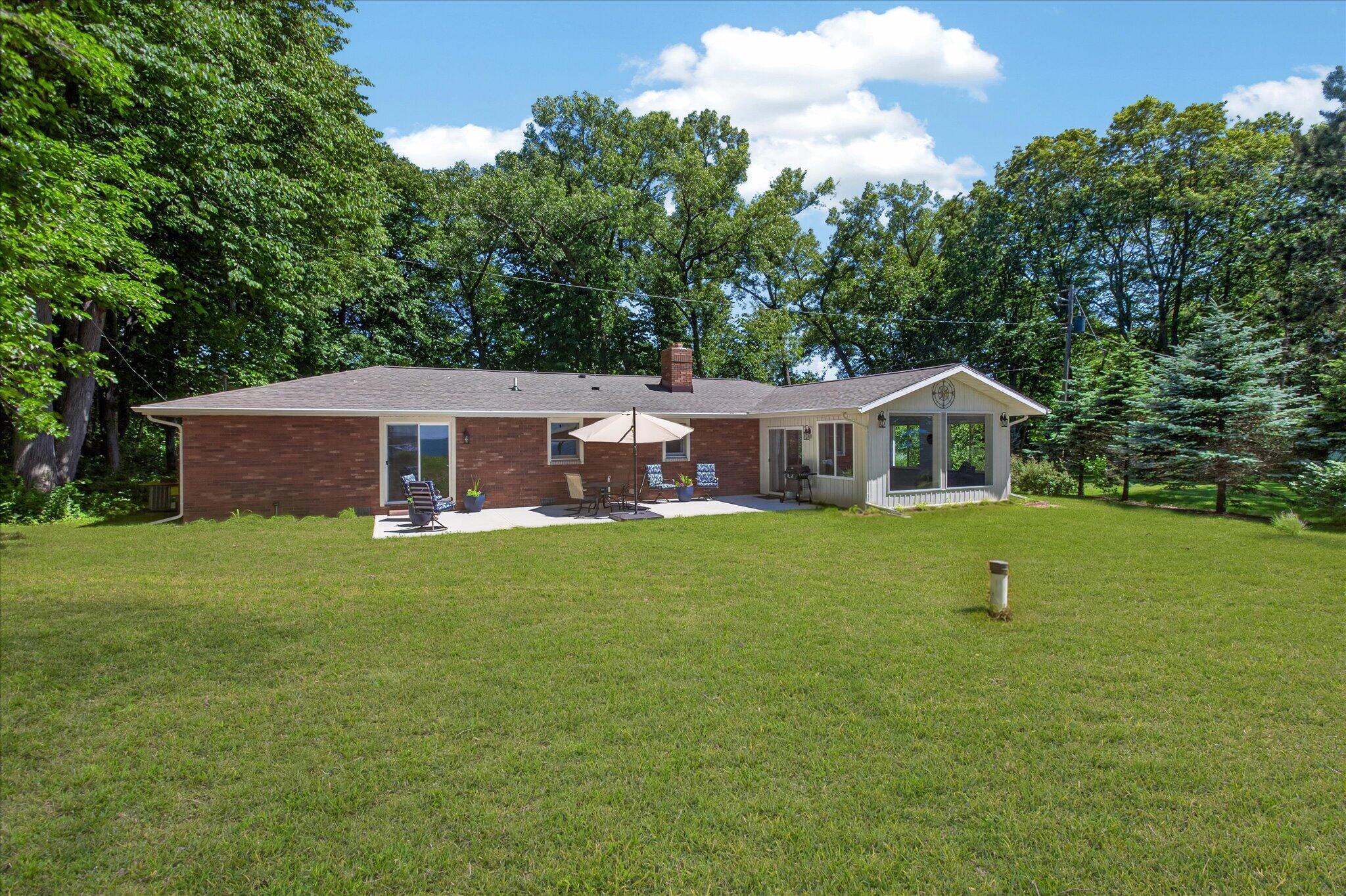 5190 Pier Road Coloma MI 49038