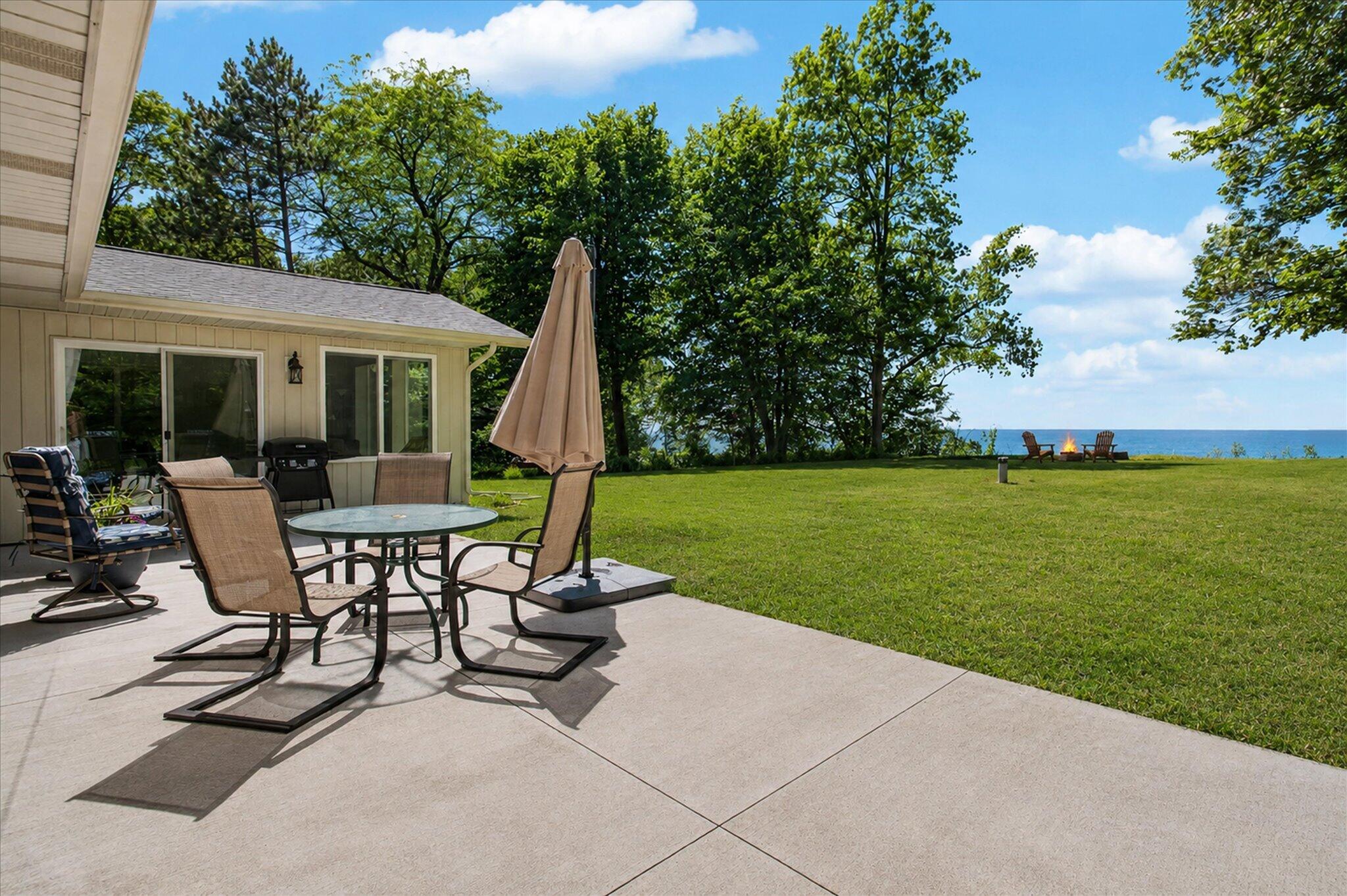 5190 Pier Road Coloma MI 49038
