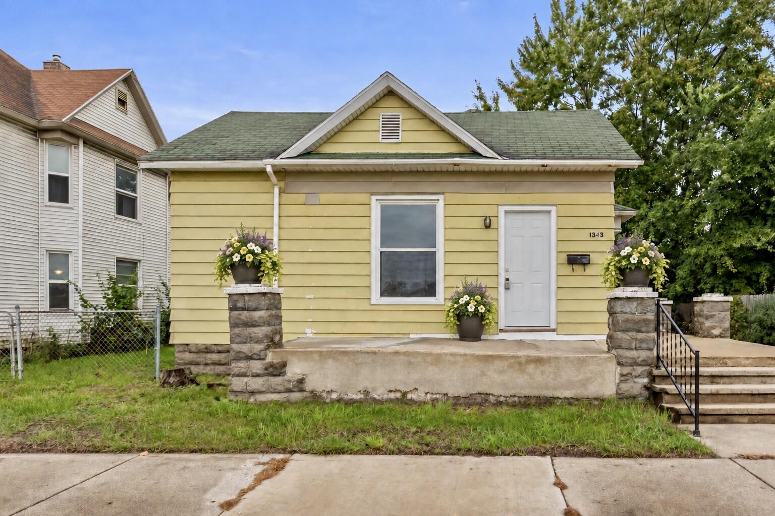 1343 Turner Avenue NW Grand Rapids MI 49504