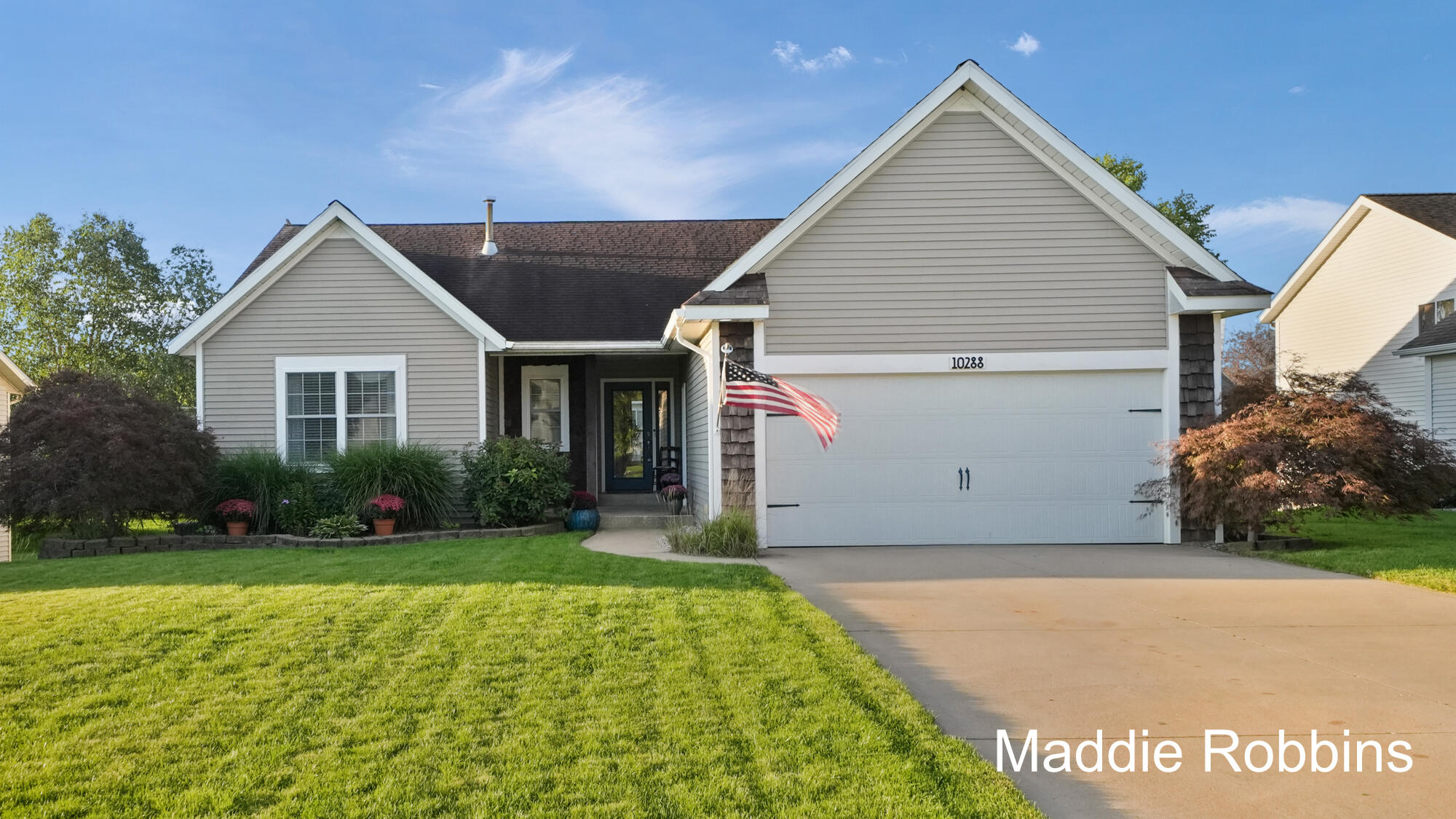 10288 Lynwood Lane Zeeland MI 49464