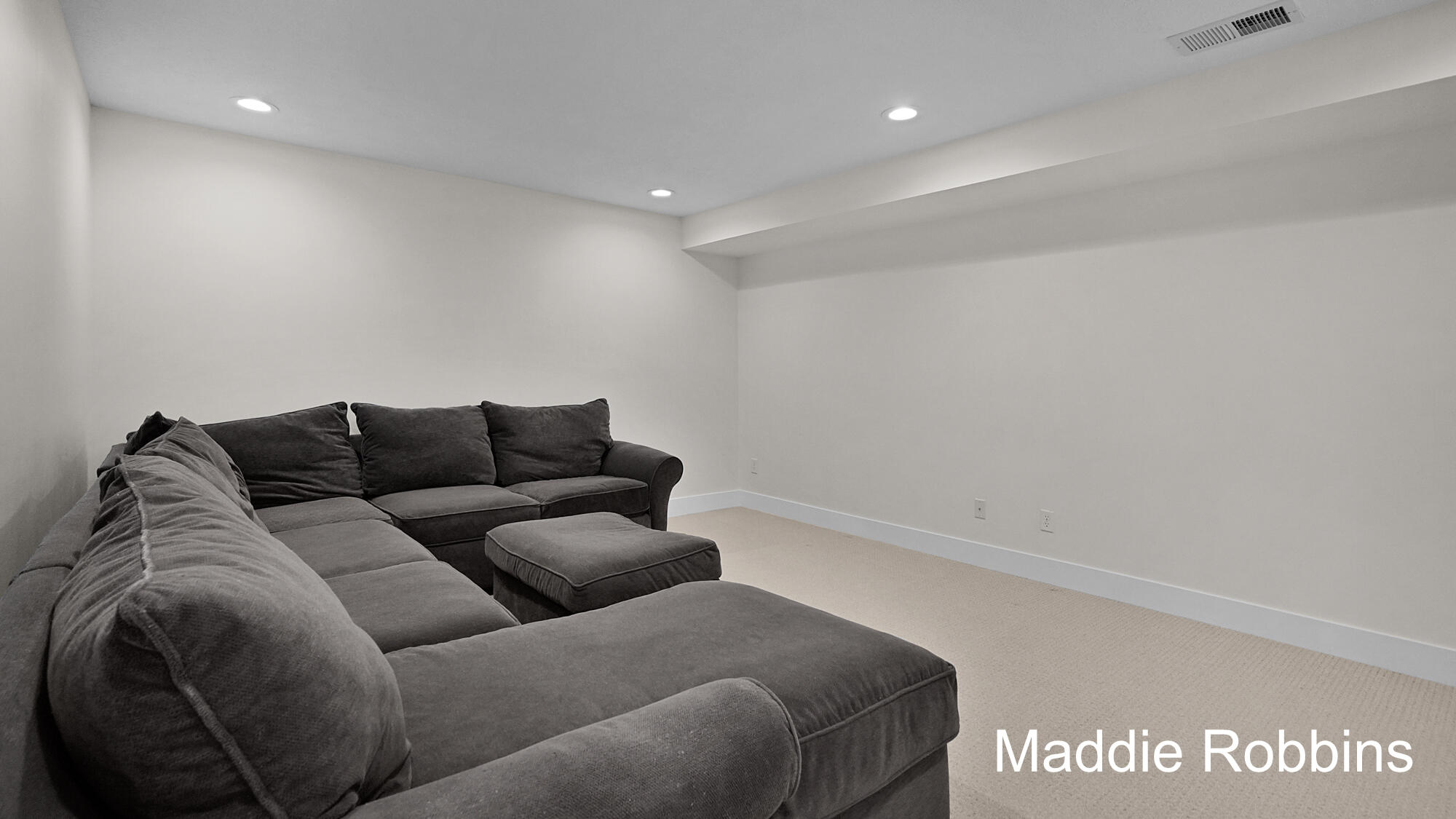 10288 Lynwood Lane Zeeland MI 49464