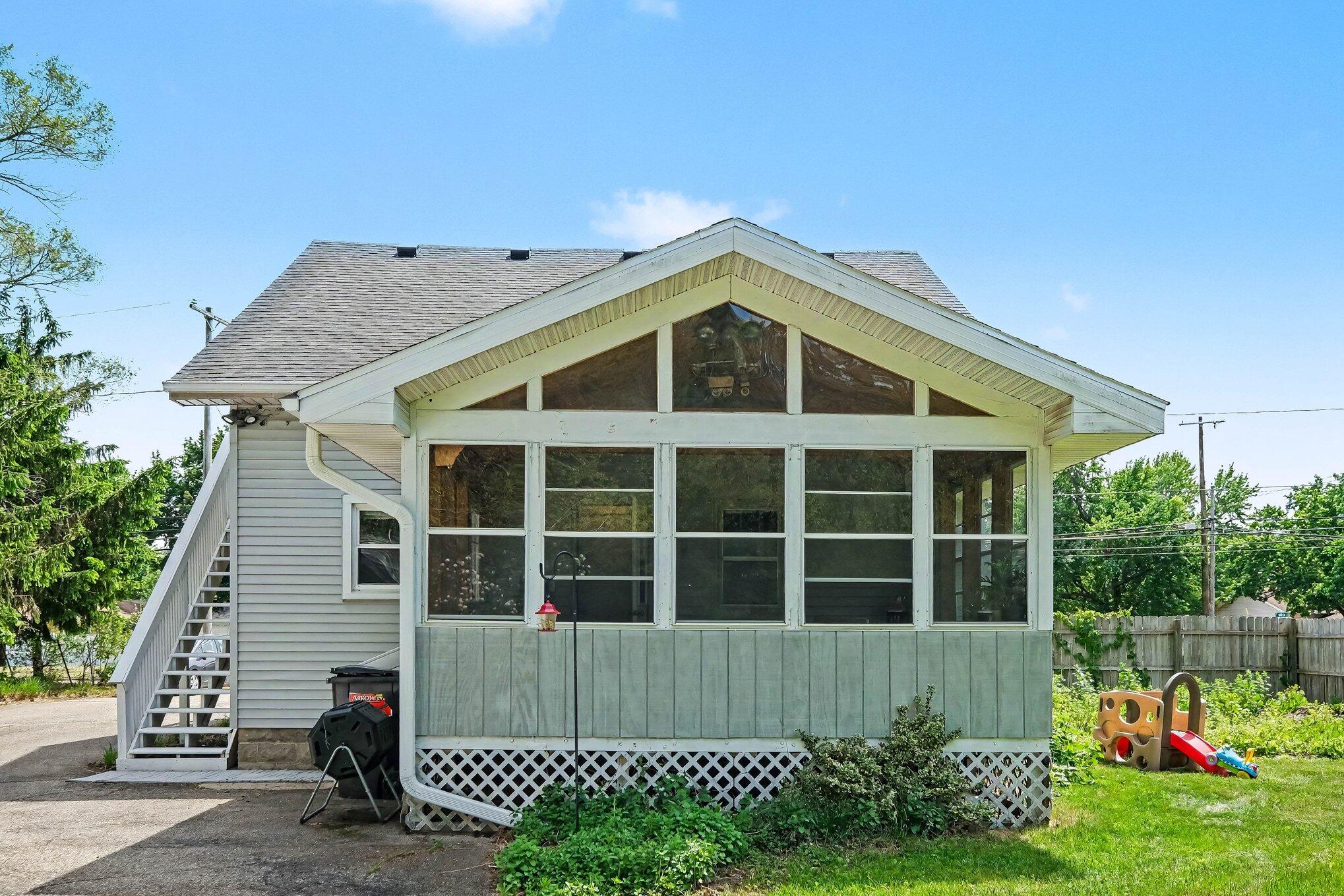 691 68th Street SE Grand Rapids MI 49548
