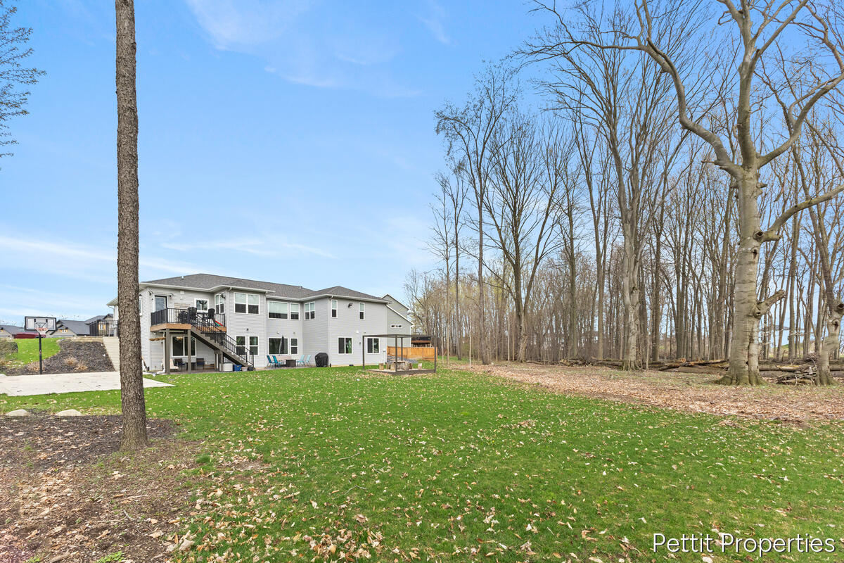 1835 Gloryfield Drive SW Byron Center MI 49315