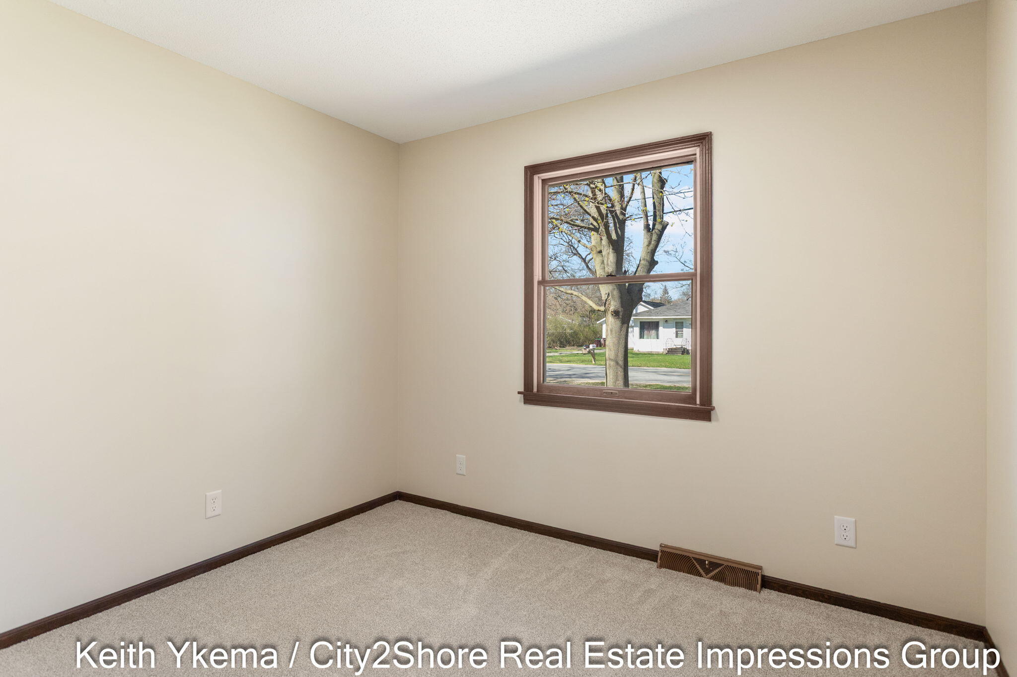 1830 N Roberts Road Muskegon MI 49445