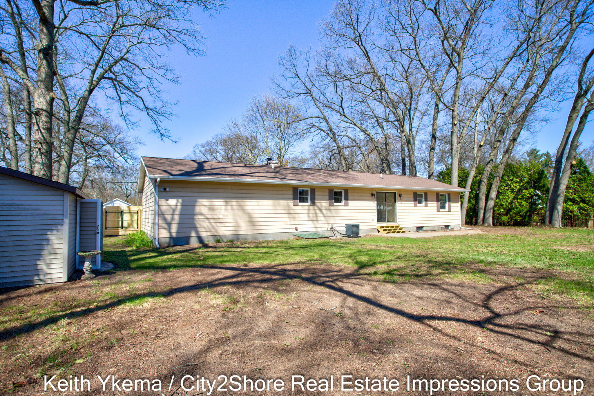 1830 N Roberts Road Muskegon MI 49445