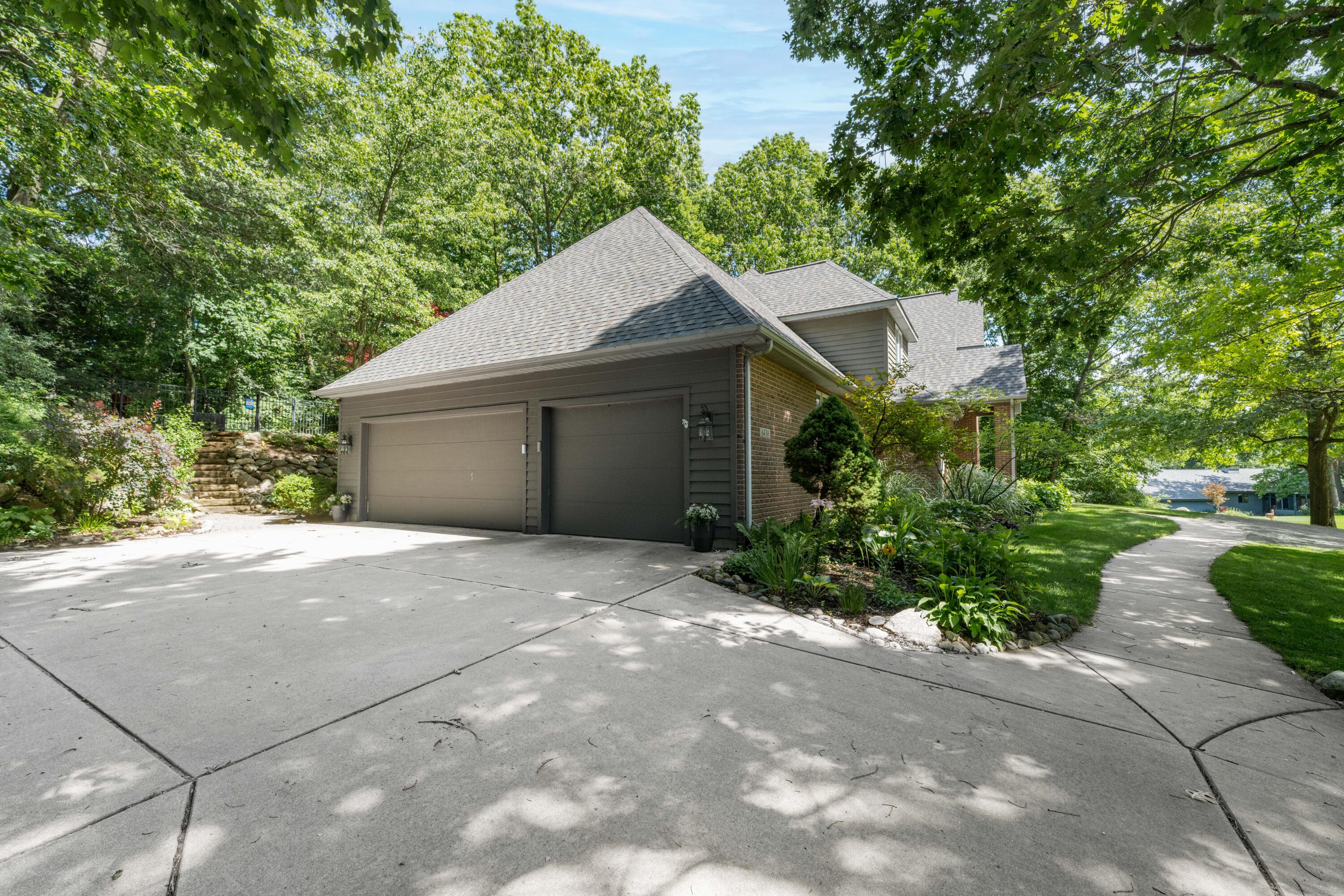 6430 Breckenridge Drive Kalamazoo MI 49009