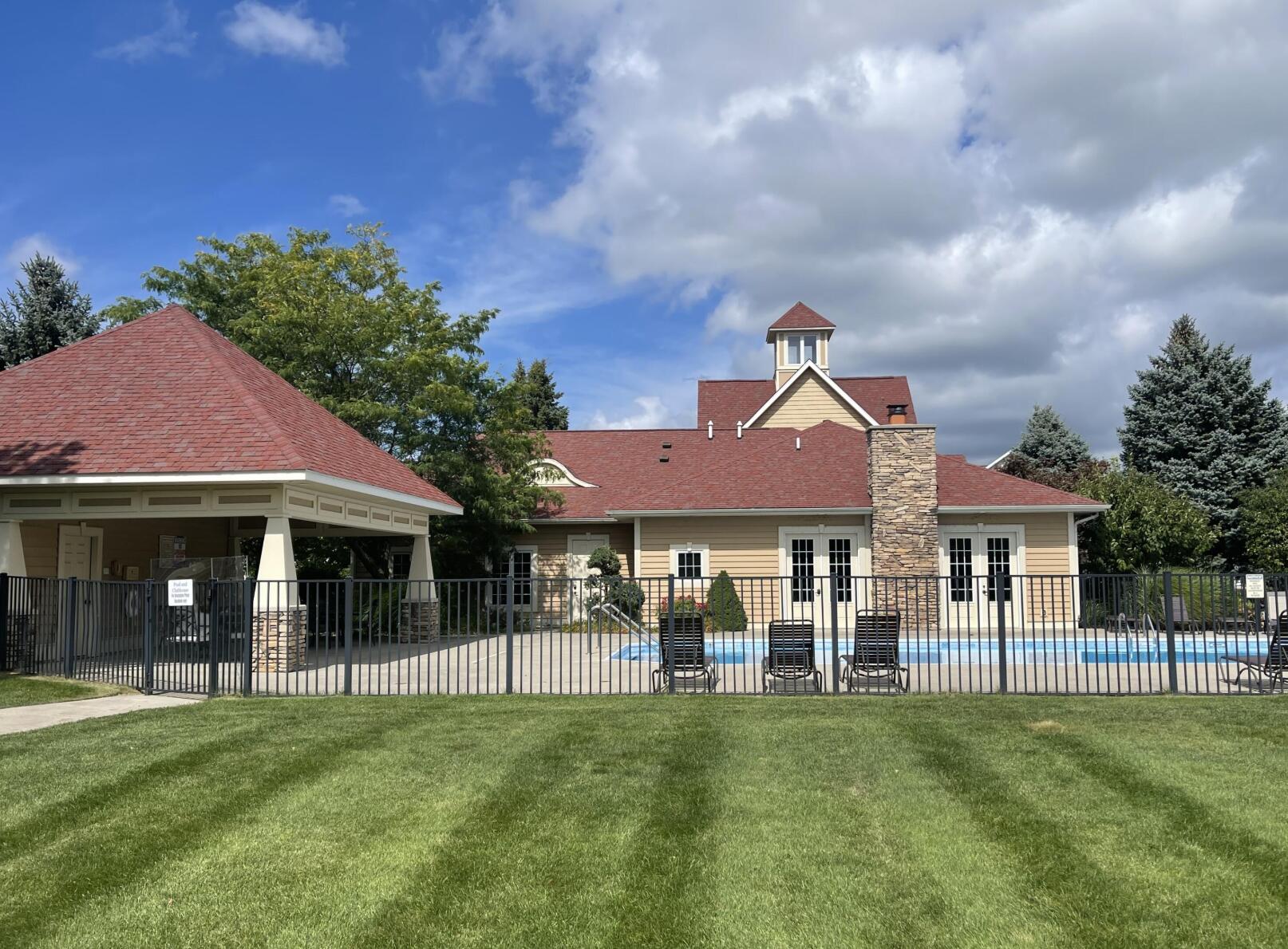 865 Winchester Street Holland MI 49423